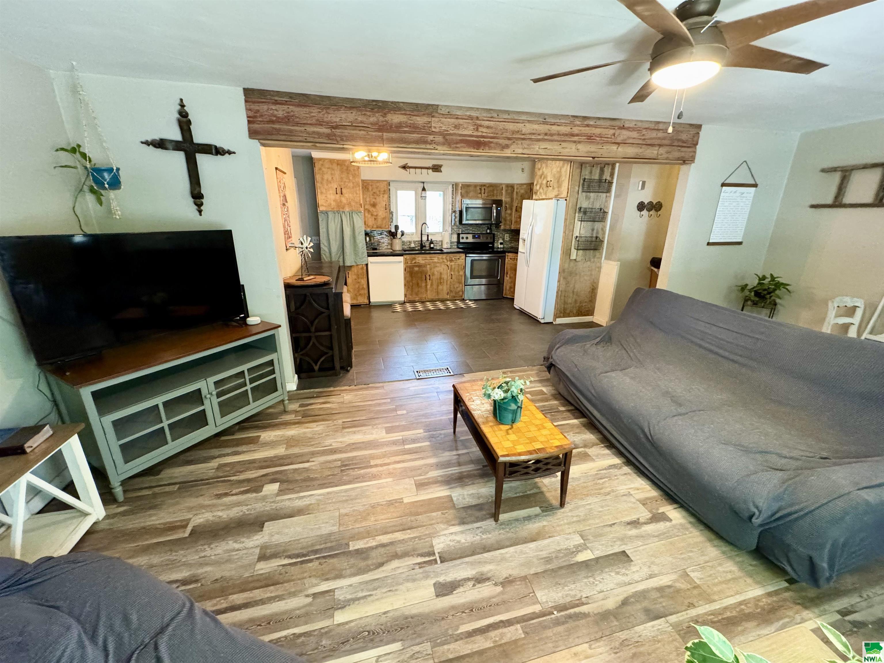 MLS #829676