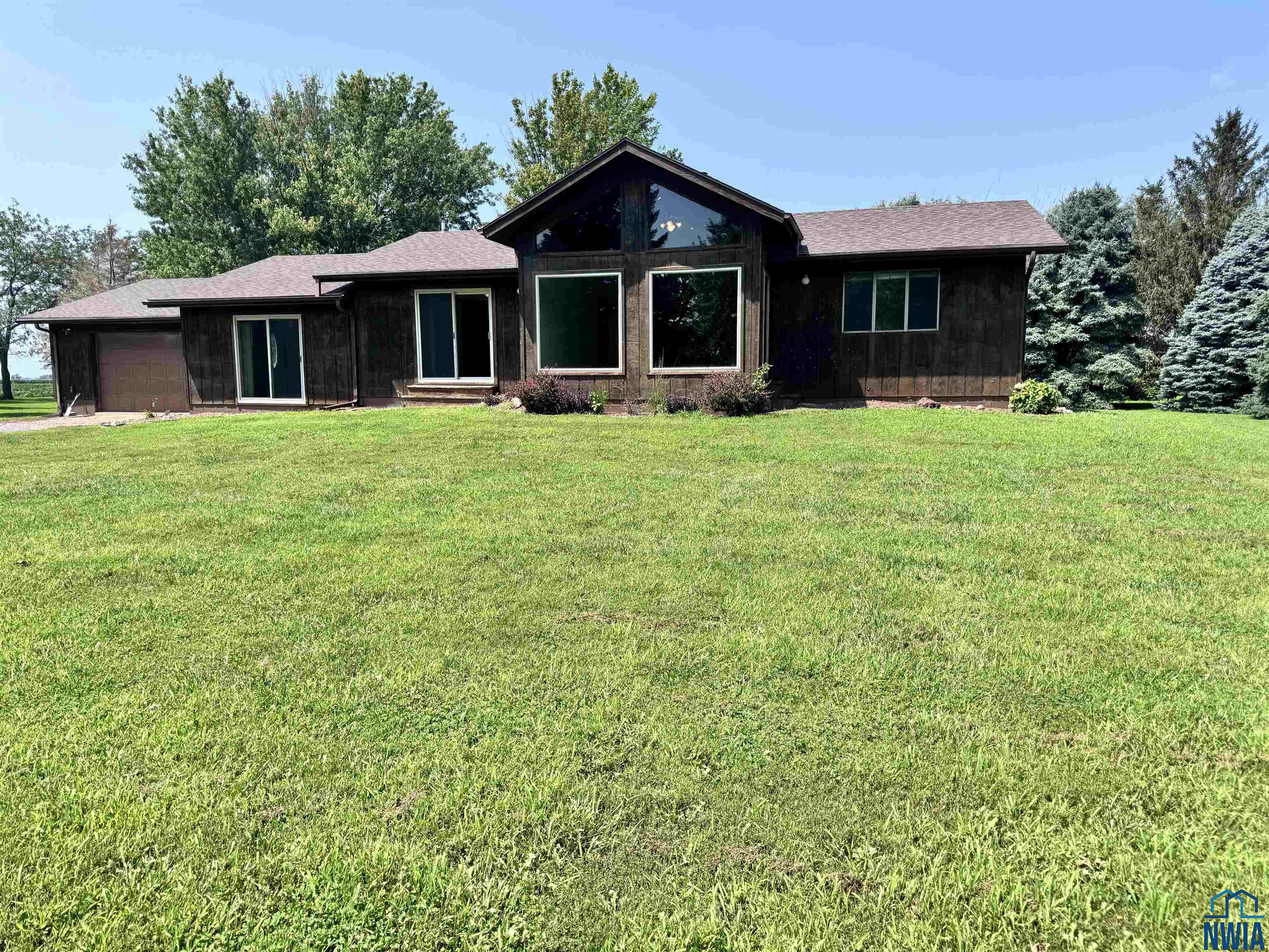15260 Elder Avenue, Whiting, IA 51063 