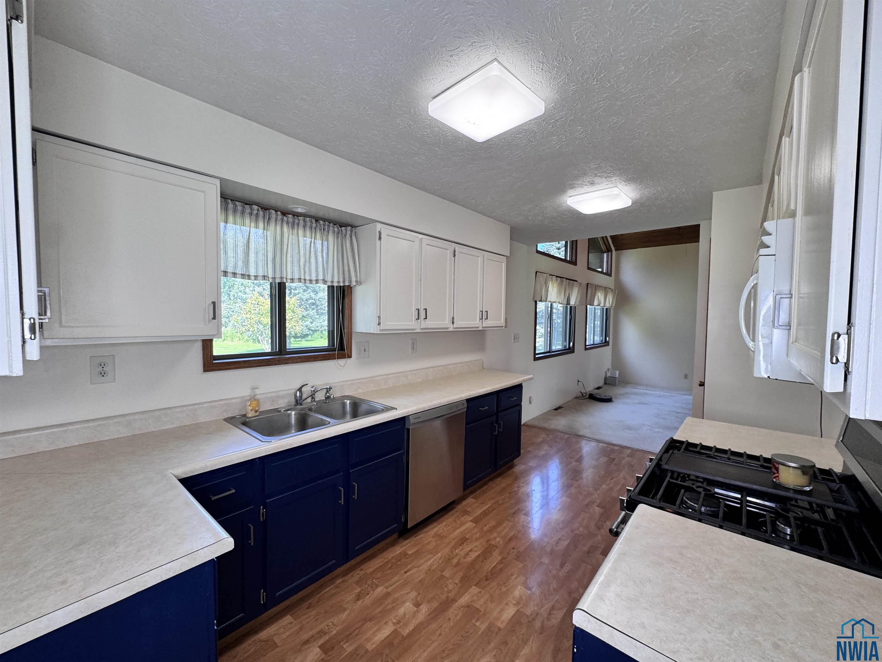 MLS #829677