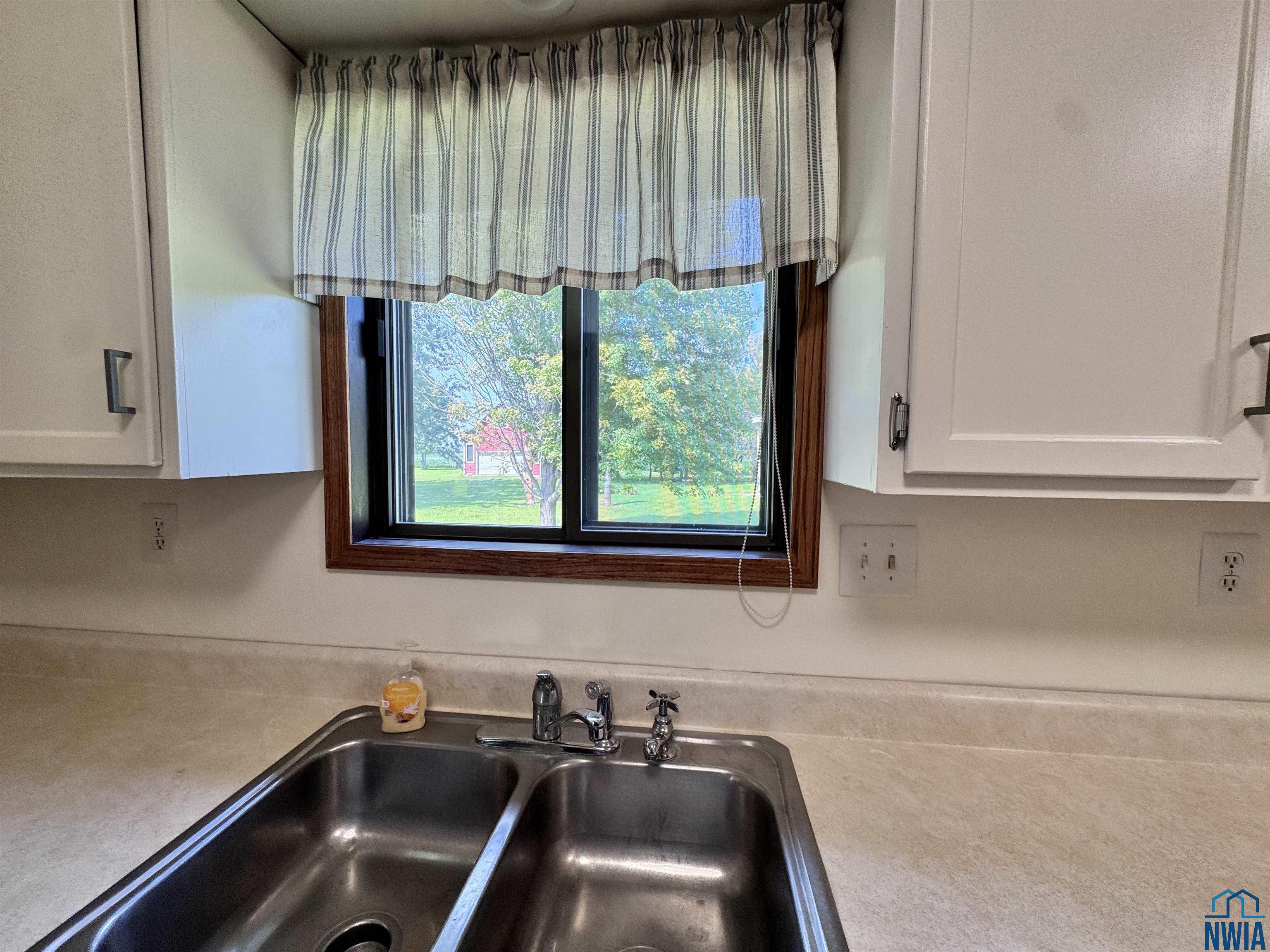 MLS #829677
