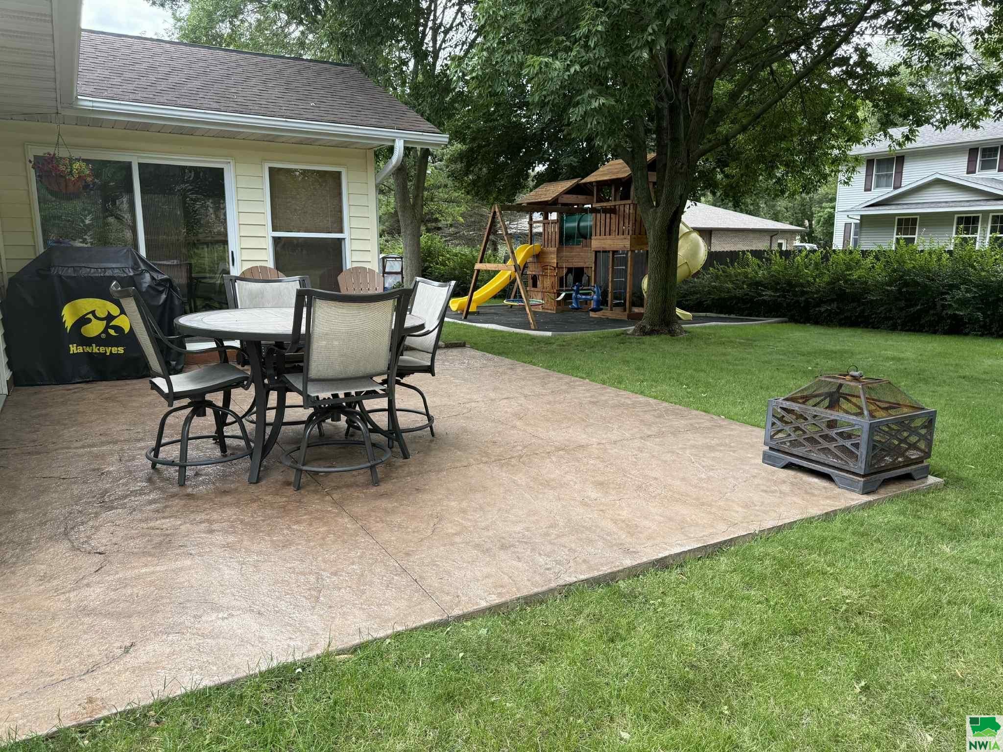 MLS #829686