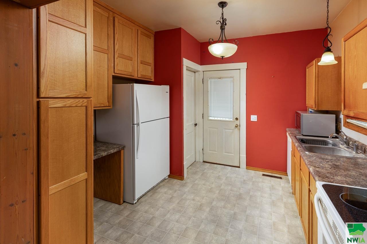 MLS #829689