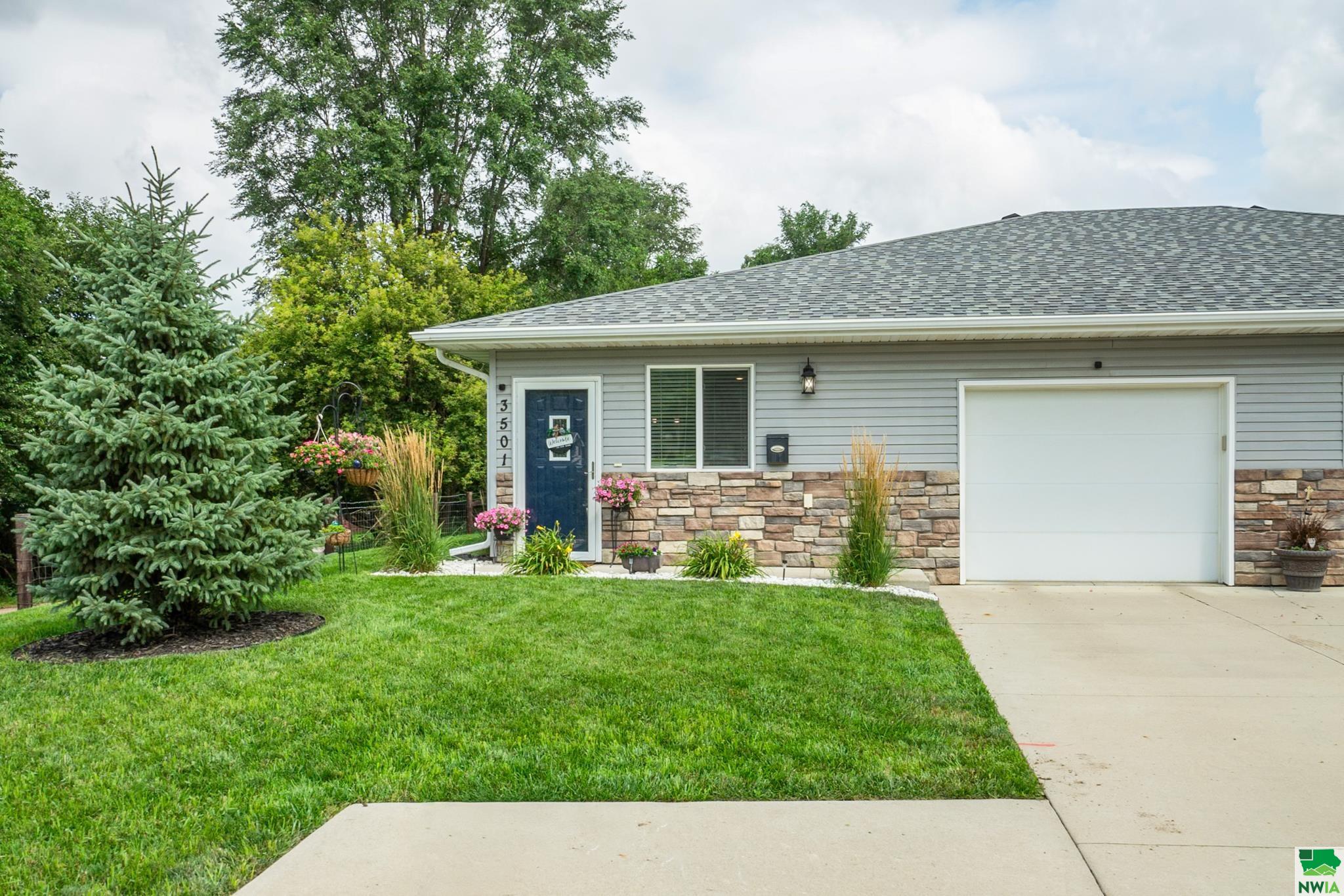 3501 14th St, Sioux City, IA 51105 