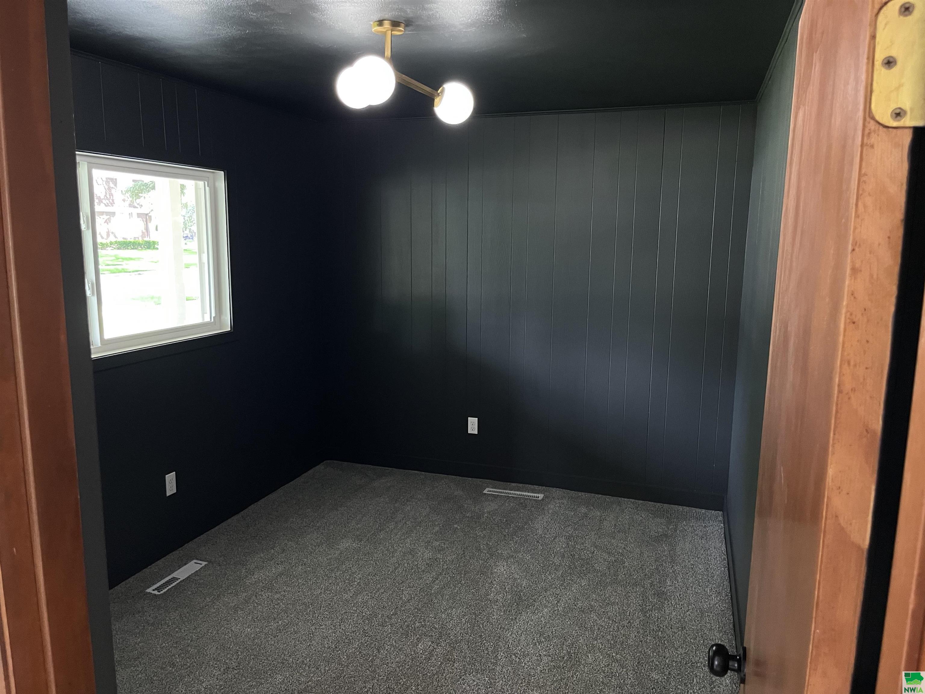 MLS #829694