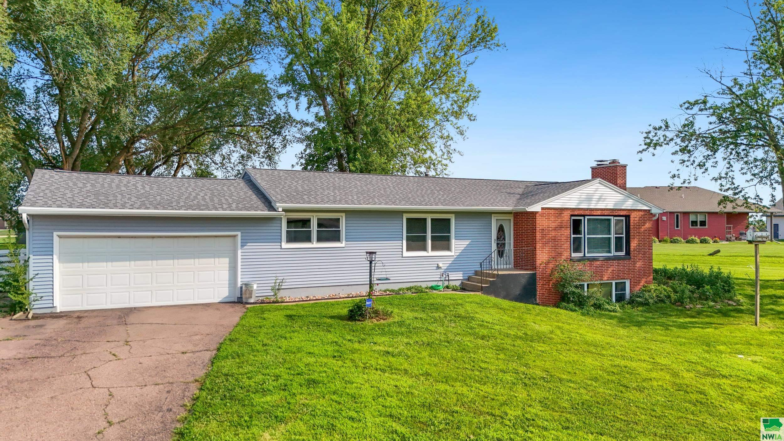 1708 Cherry W, Vermillion, SD 57069 