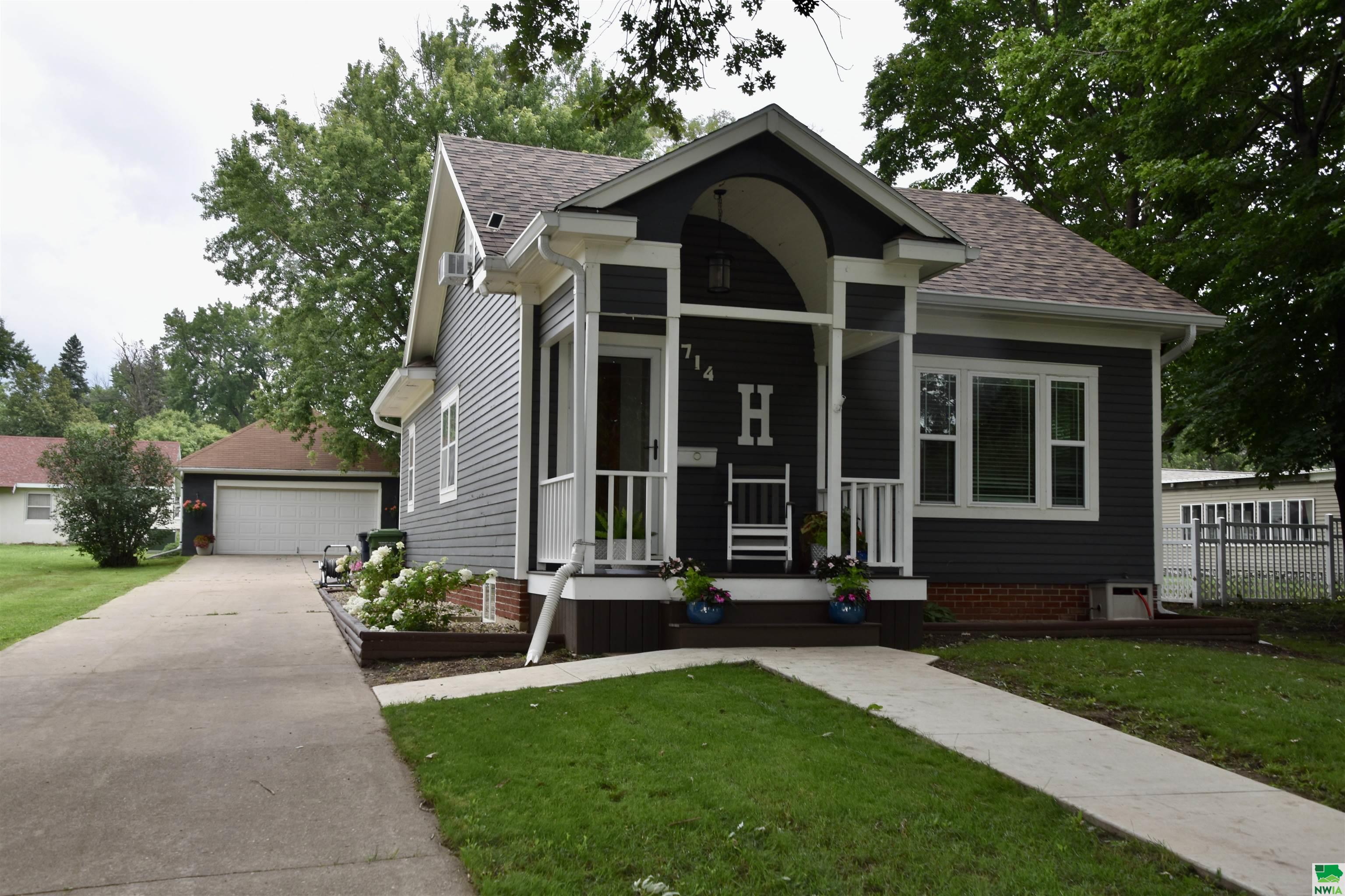 714 7th Street, Sibley, IA 51249 
