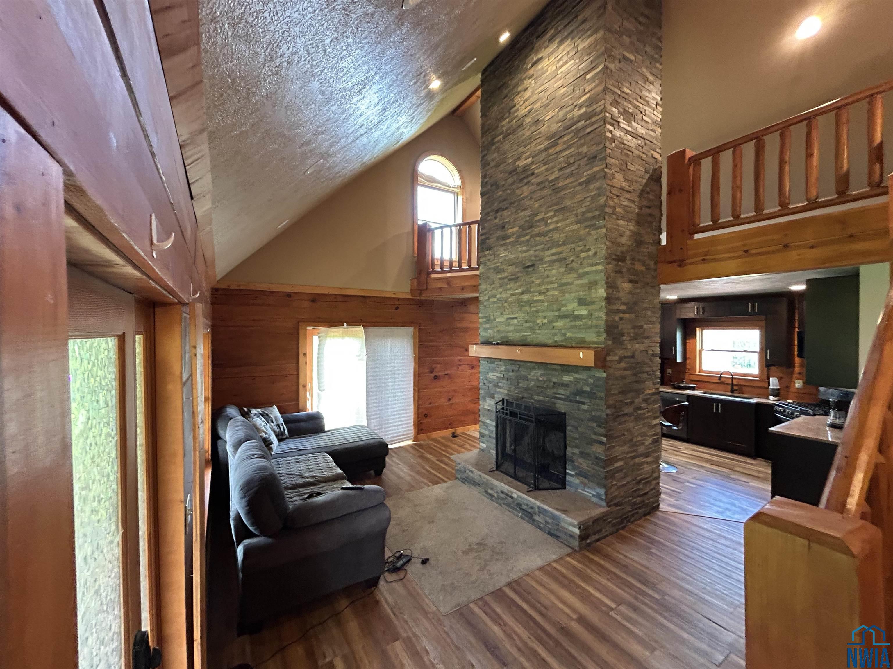 MLS #829703