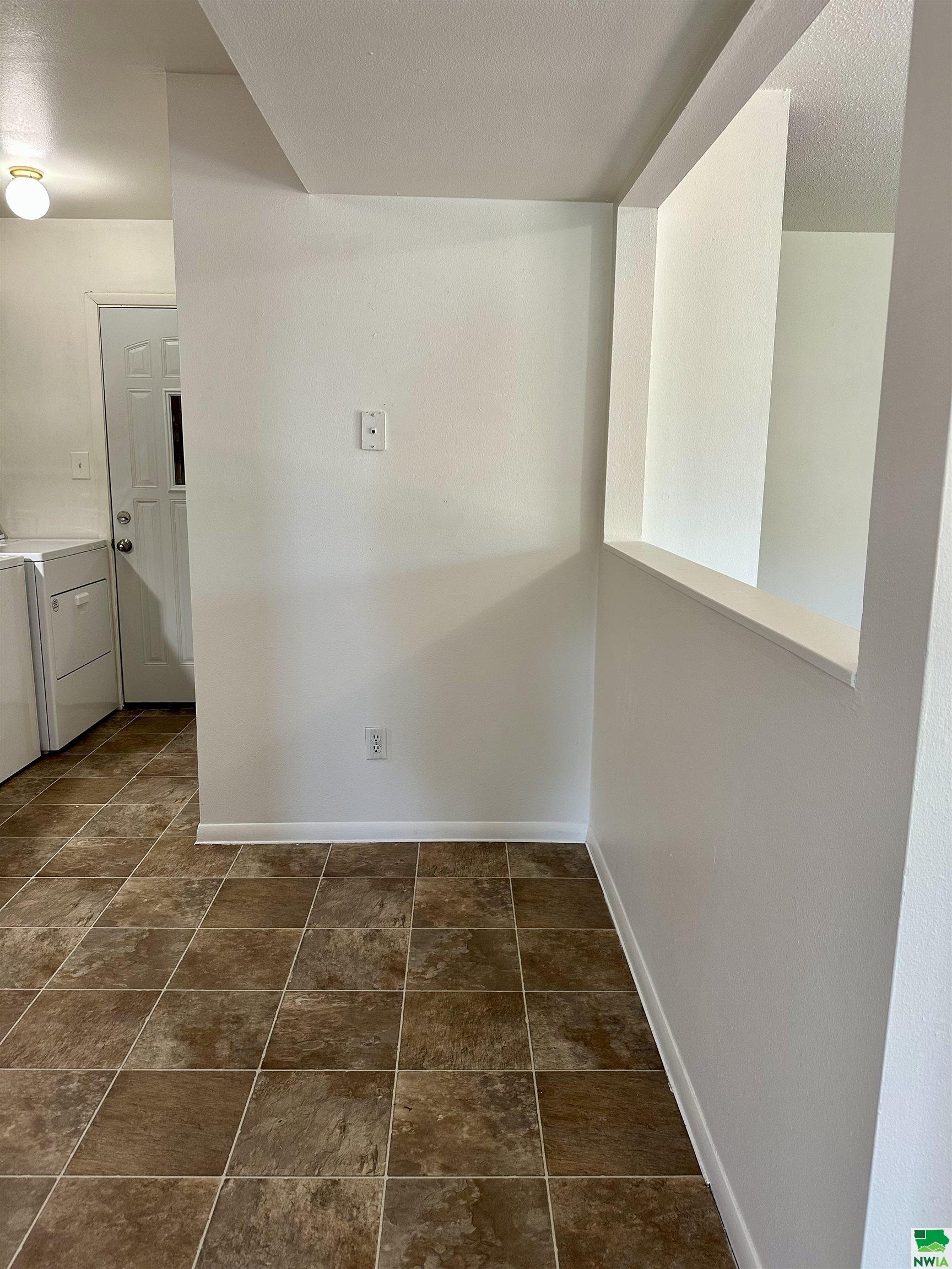 MLS #829704