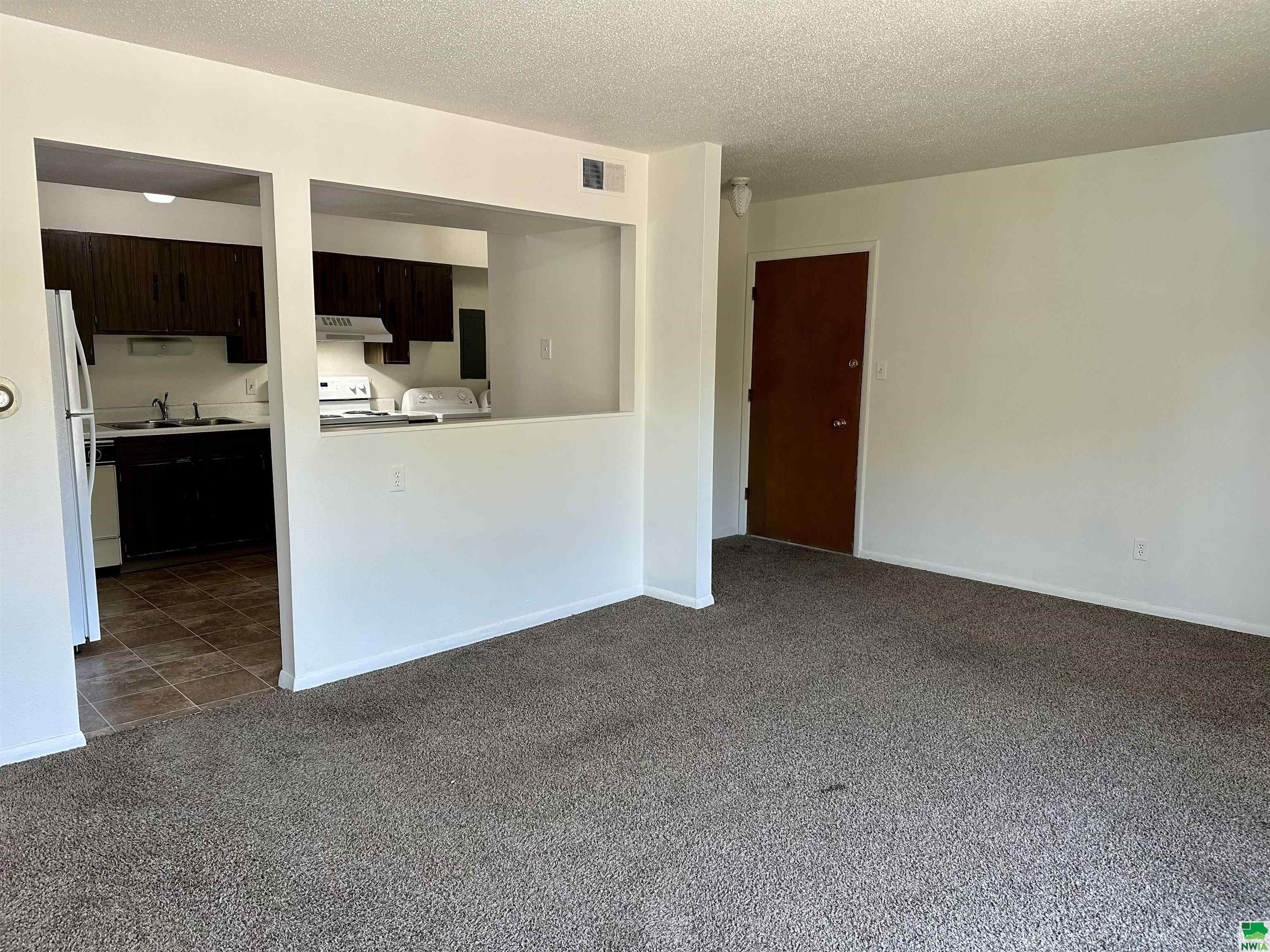 MLS #829704