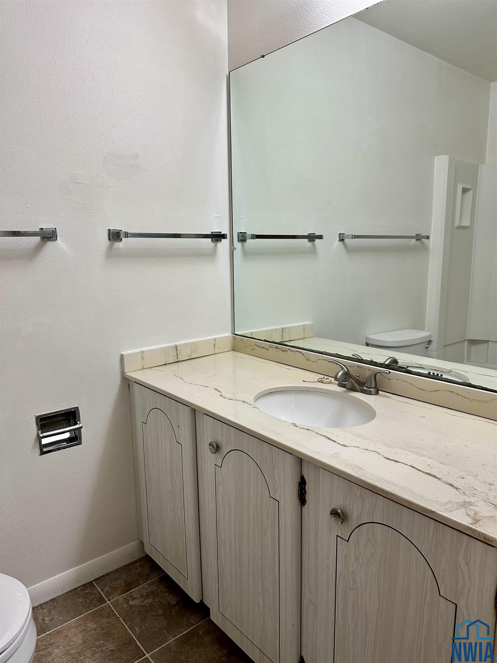 MLS #829704