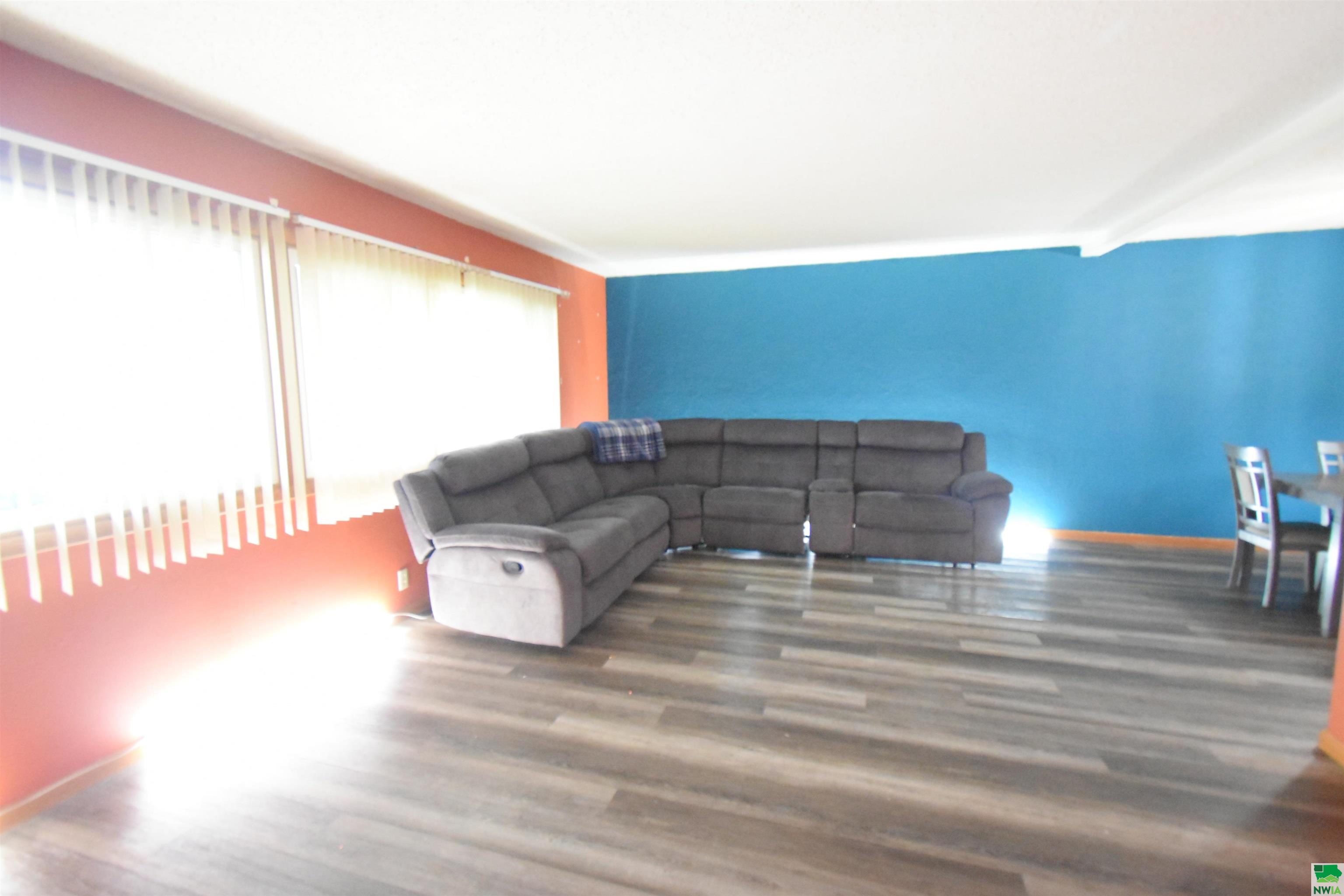 MLS #829705
