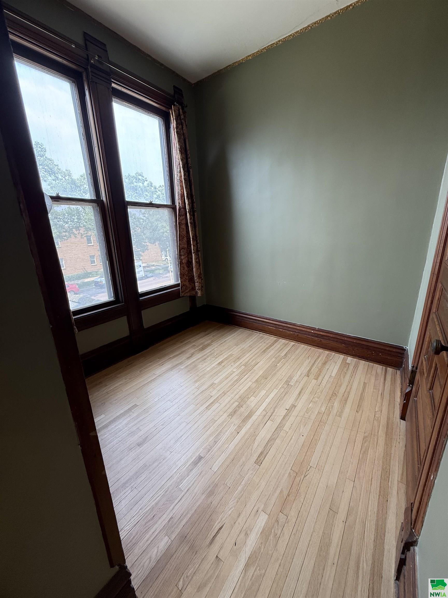MLS #829710