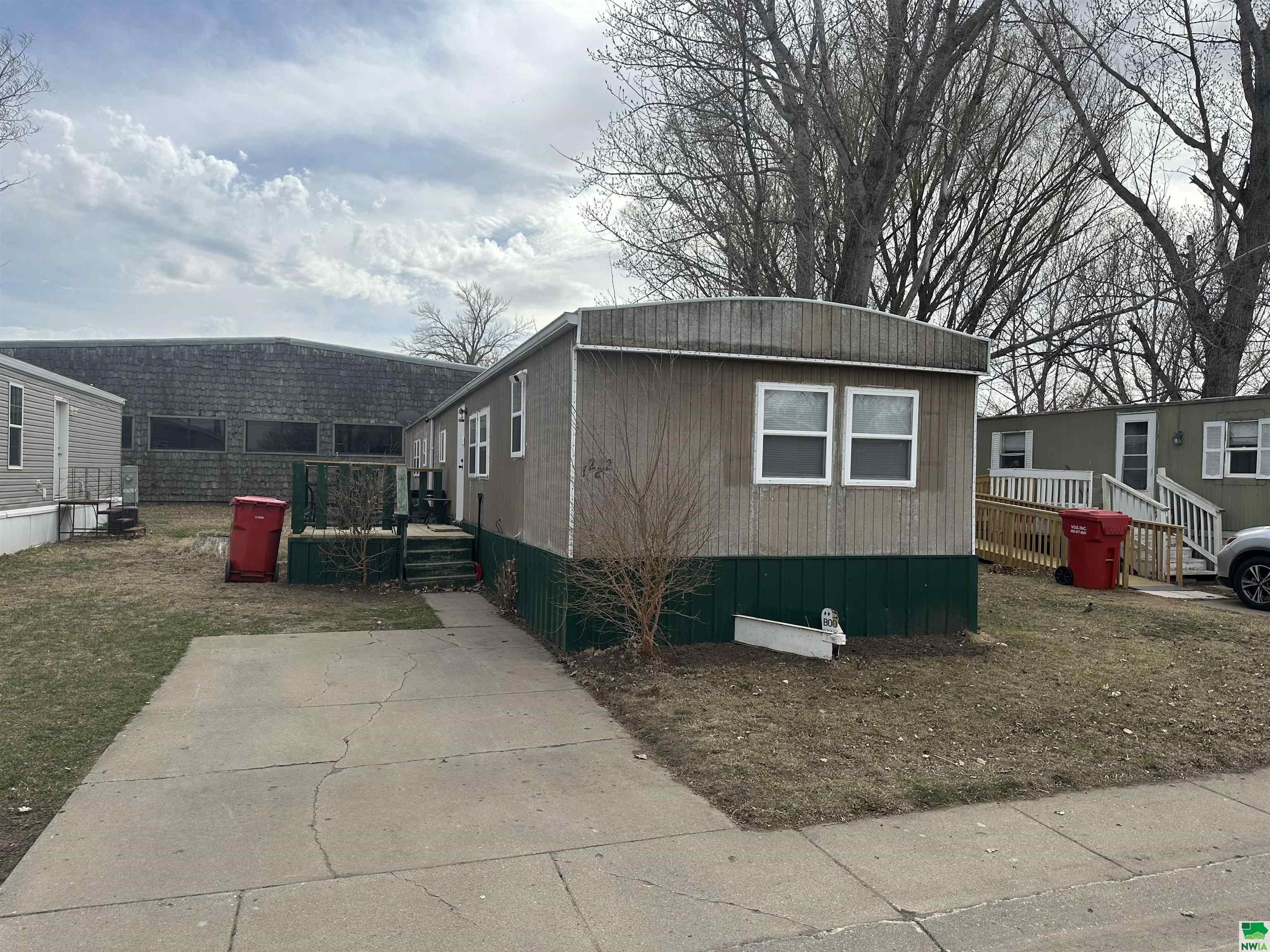 1222 Westgate Dr., Vermillion, SD 57069 