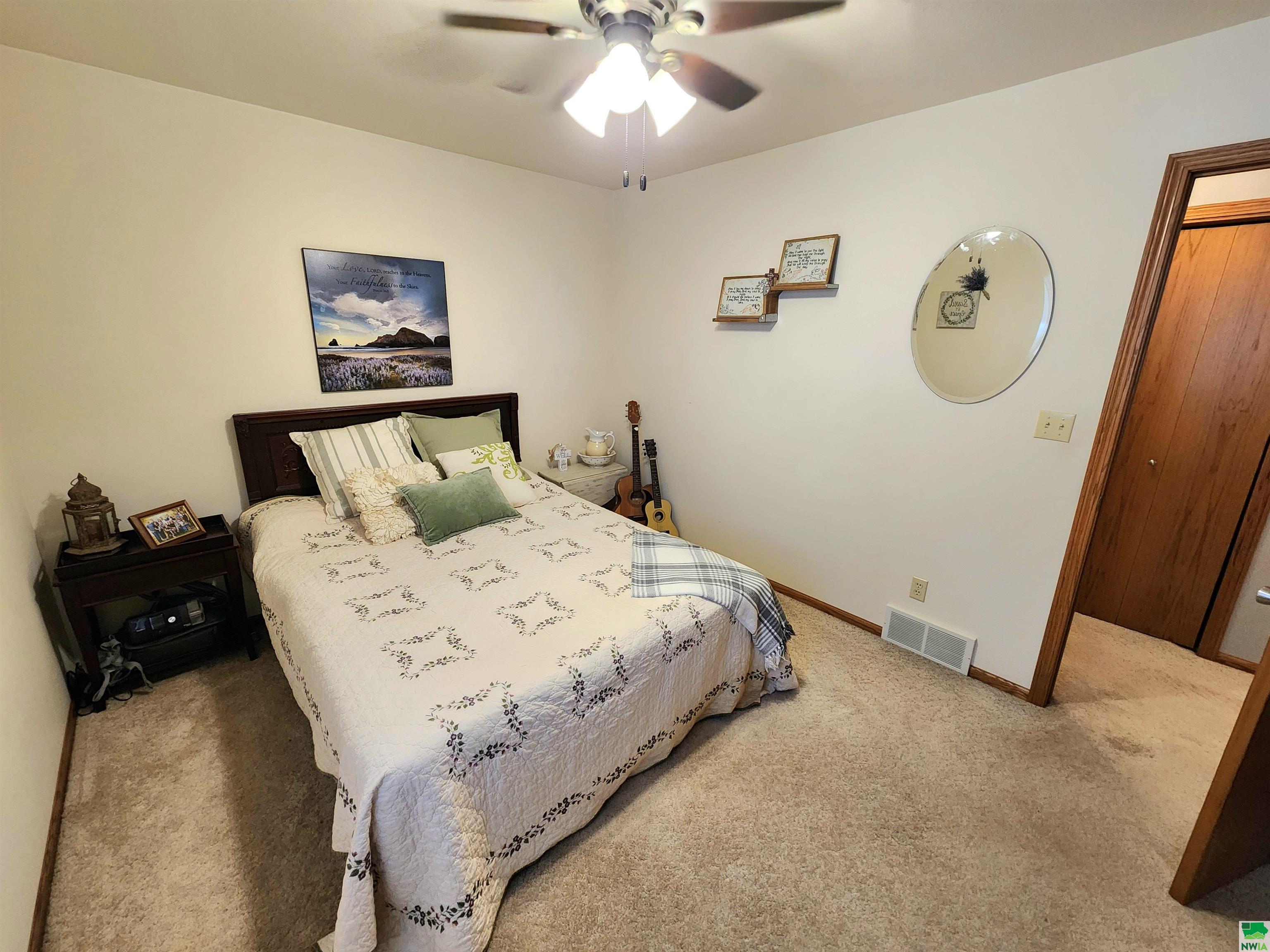 MLS #829733
