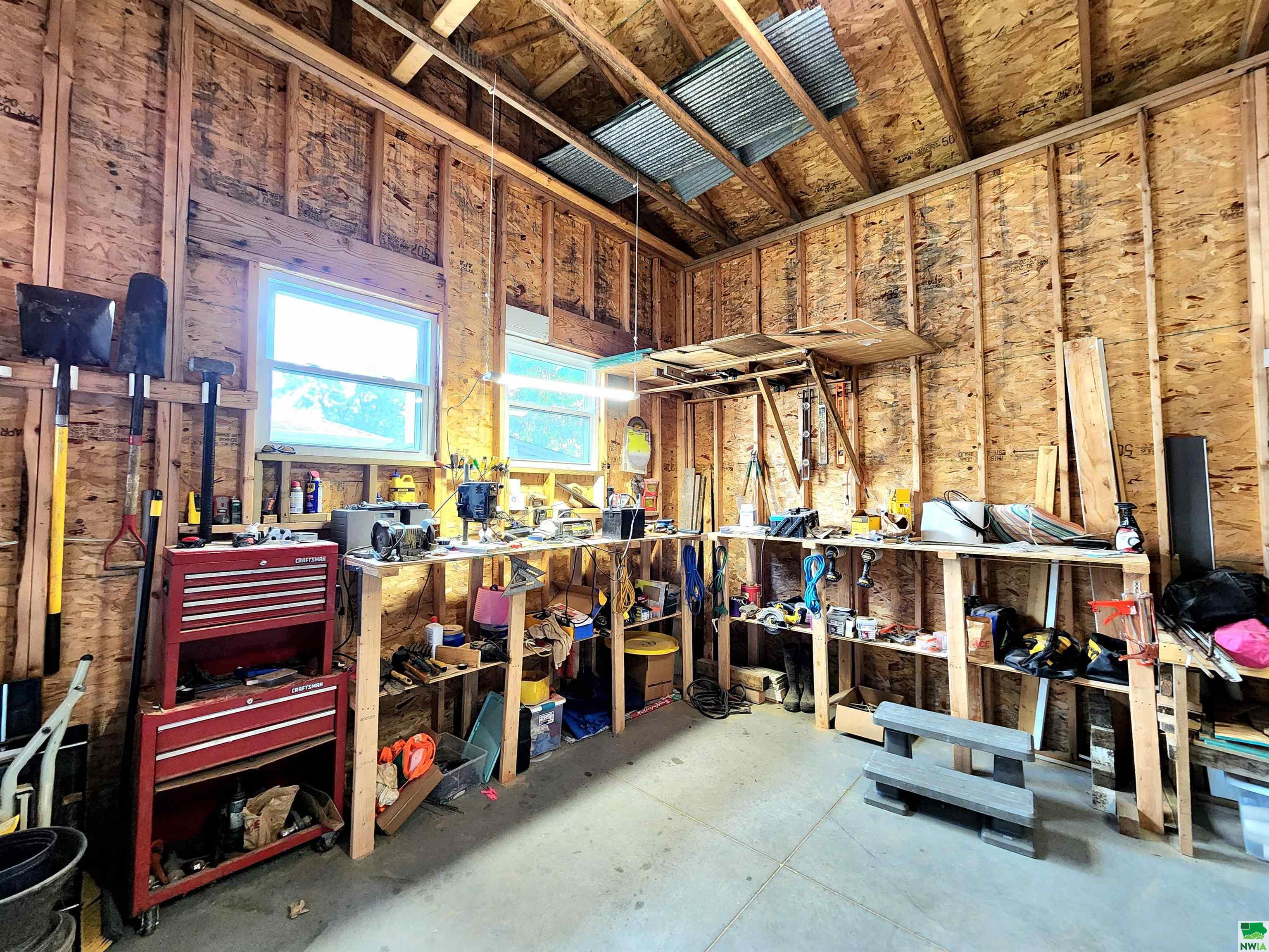 MLS #829733
