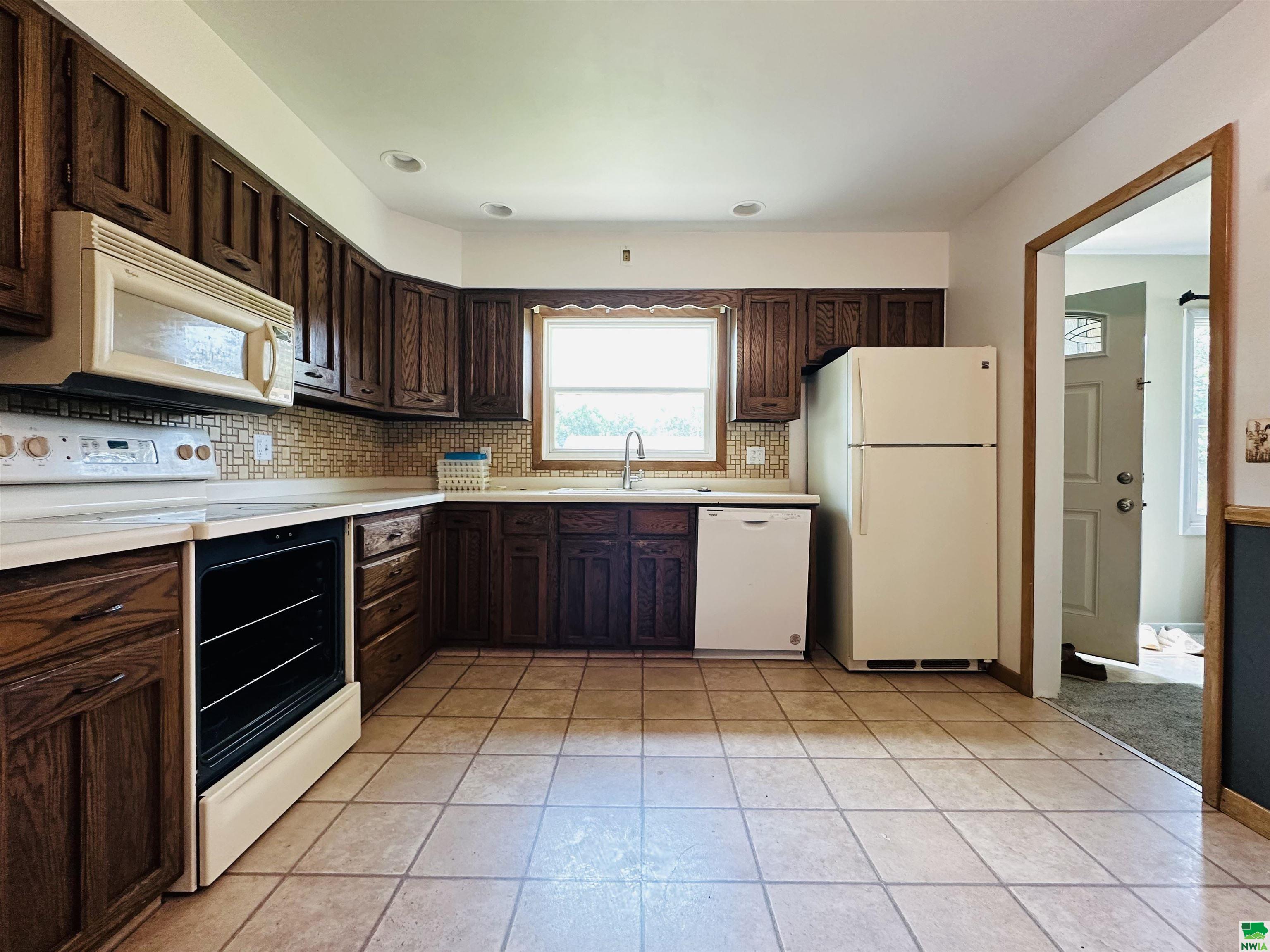 MLS #829746