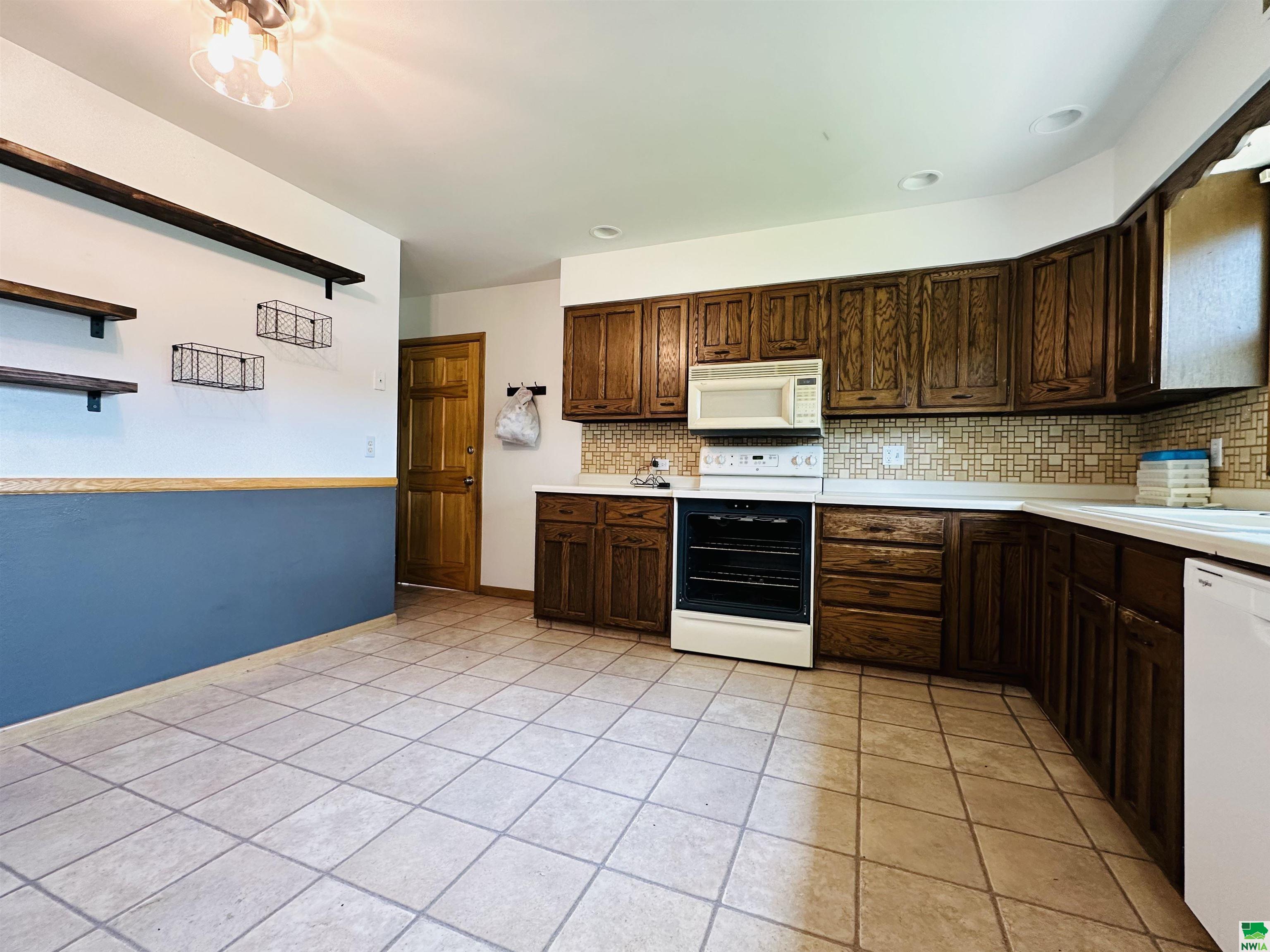 MLS #829746