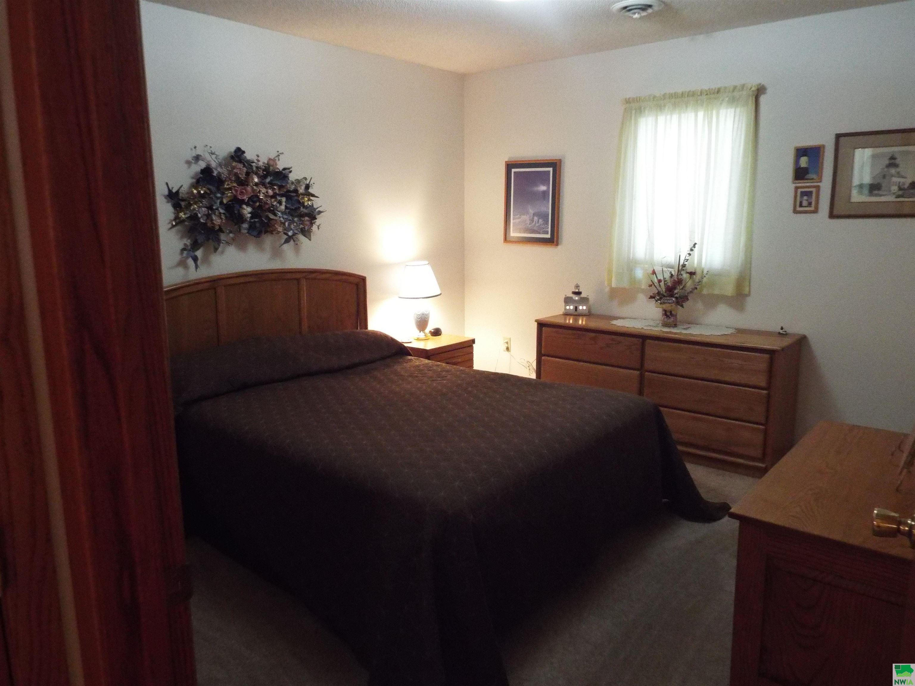 MLS #829747
