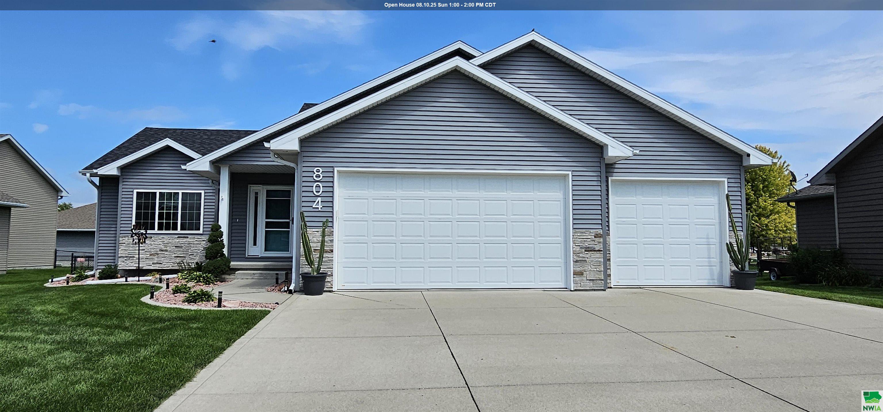 804 COTTONWOOD TRL, Sergeant Bluff, IA 51054 