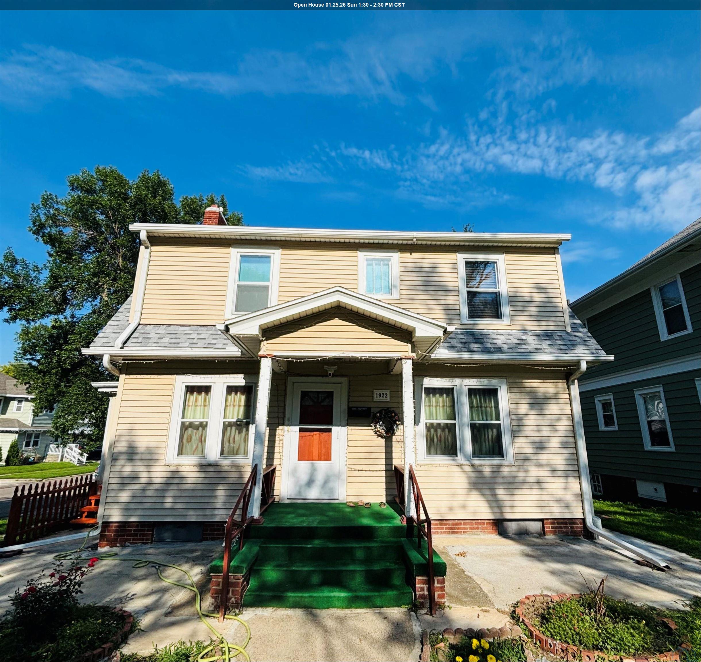 1922 DOUGLAS ST, Sioux City, IA 51104 
