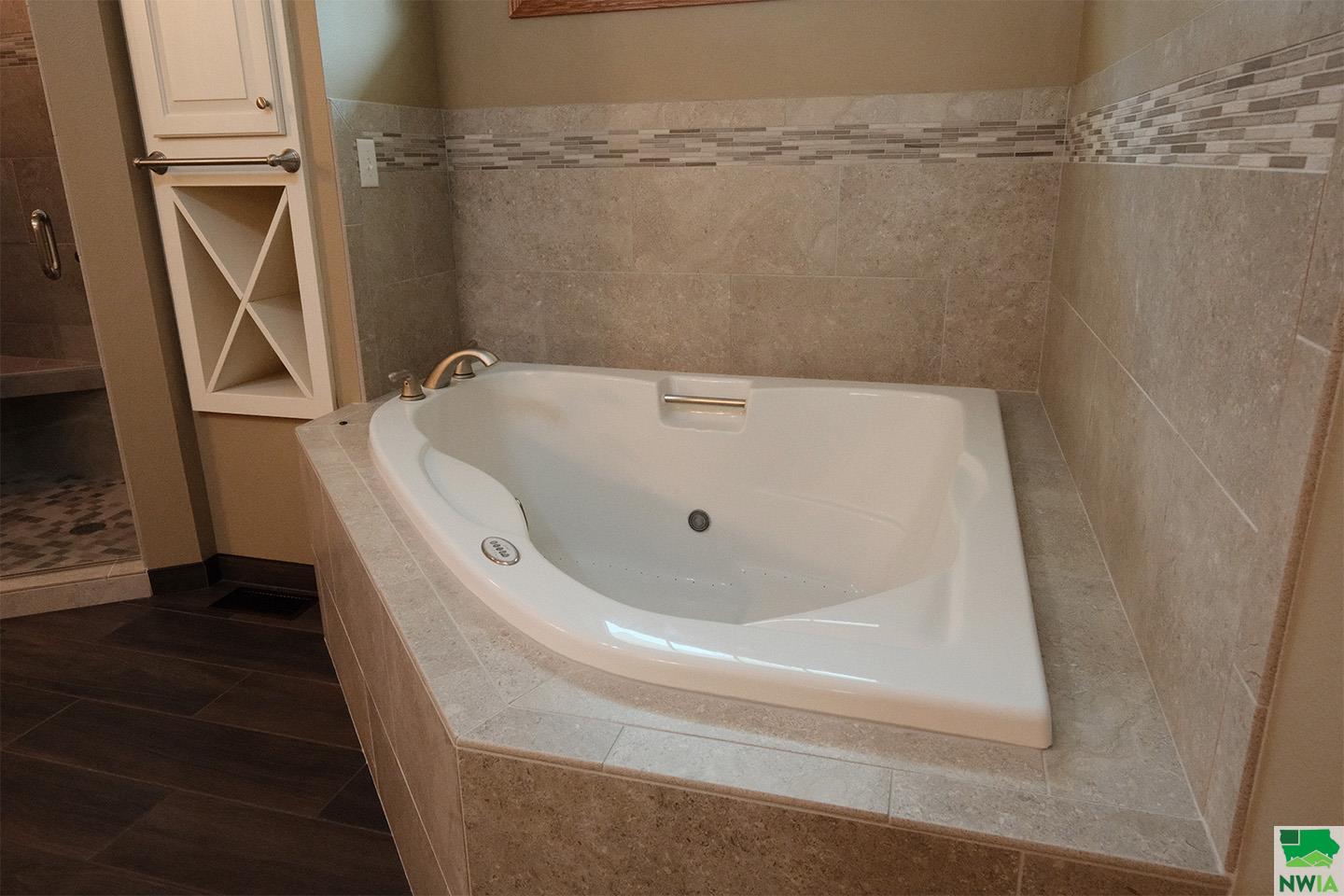 MLS #829769