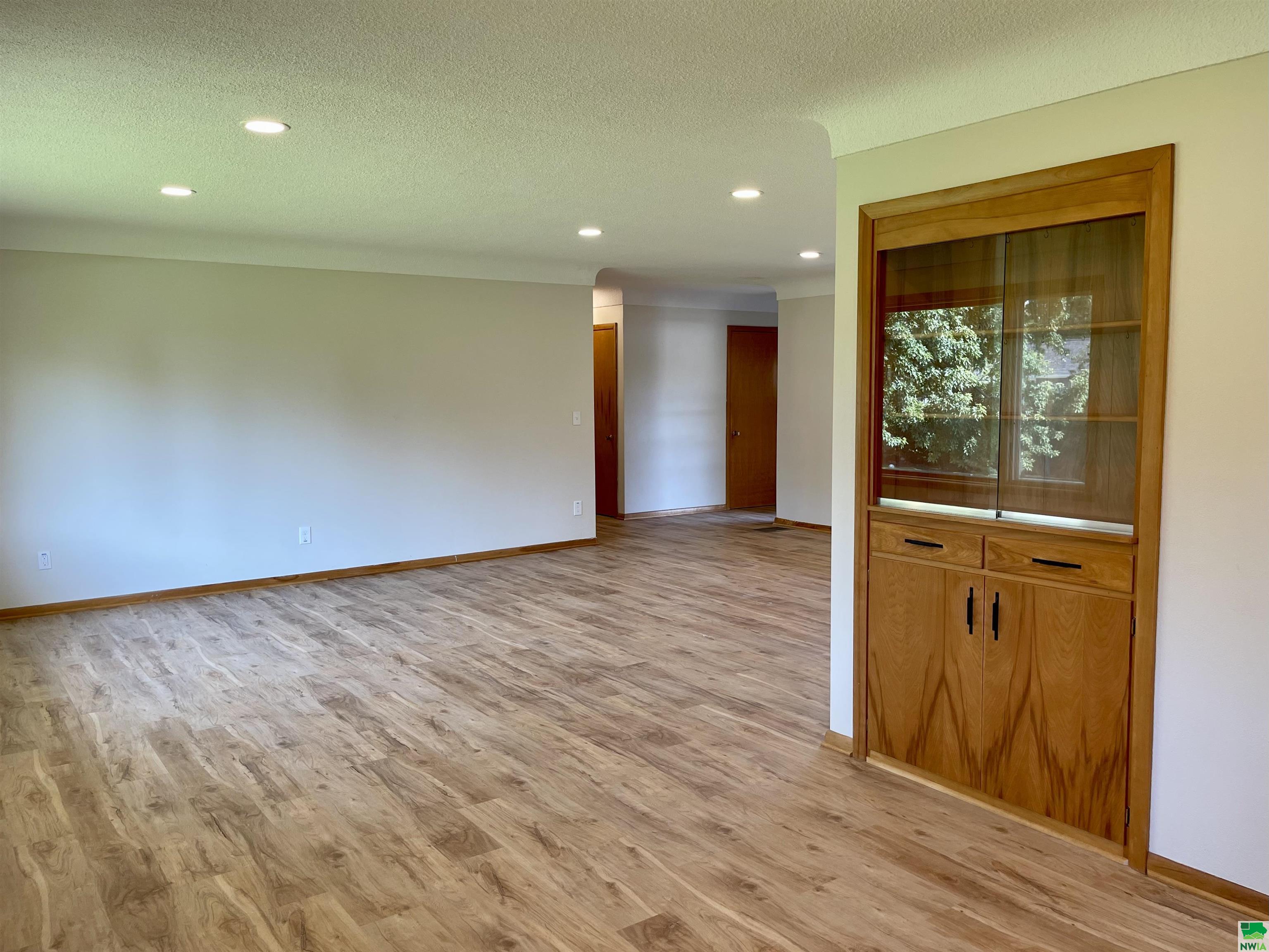 MLS #829785