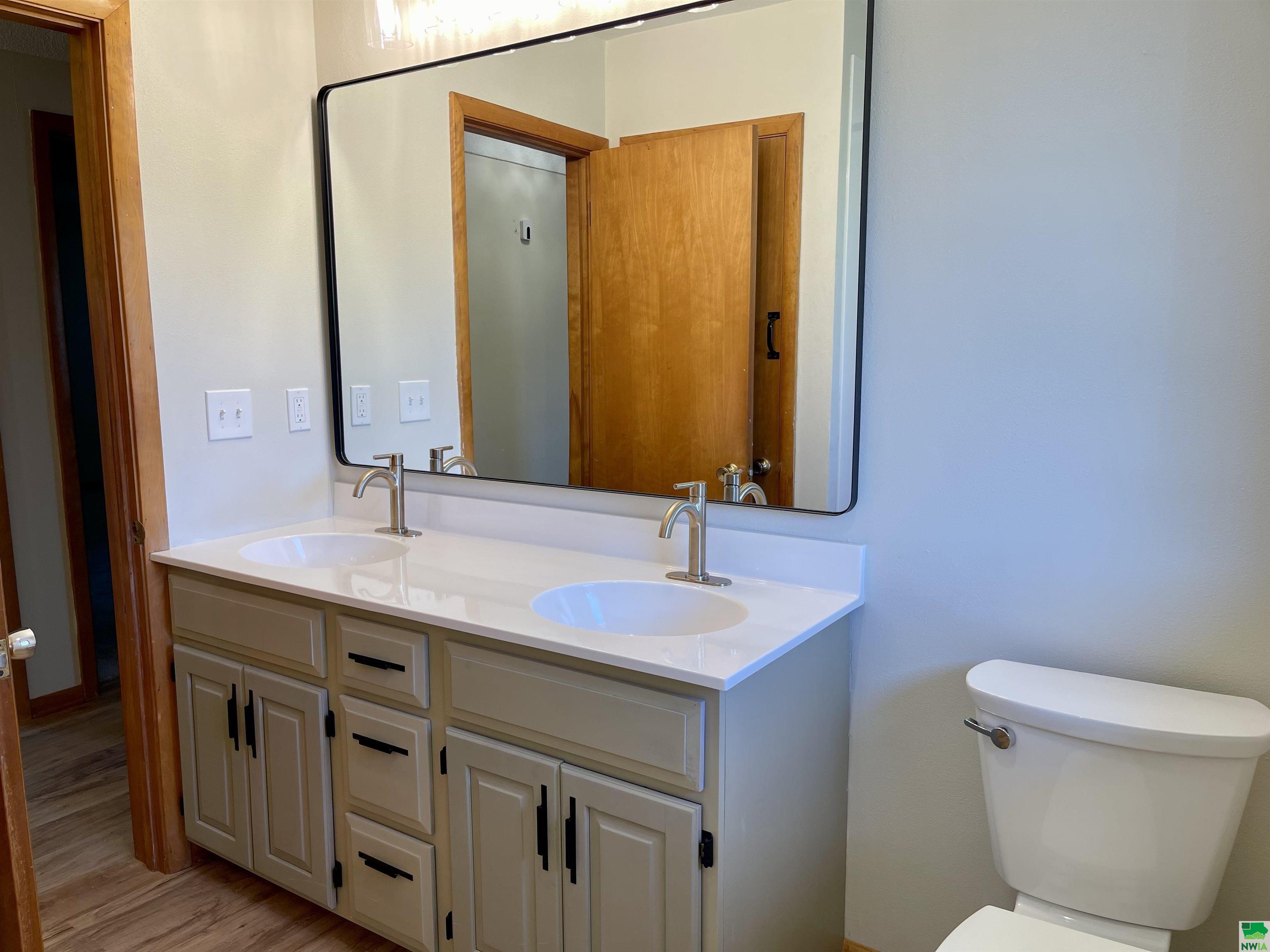 MLS #829785
