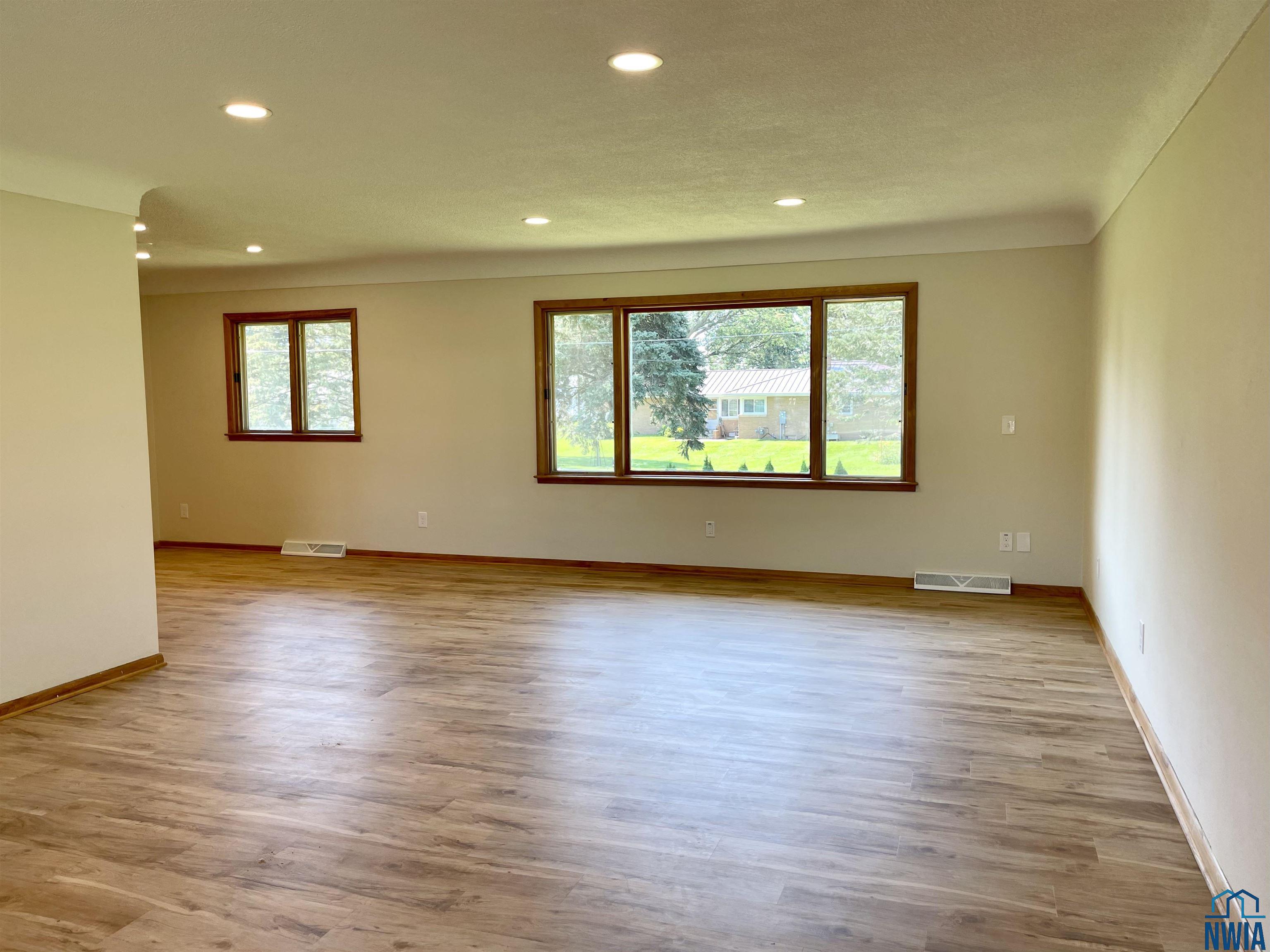 MLS #829785