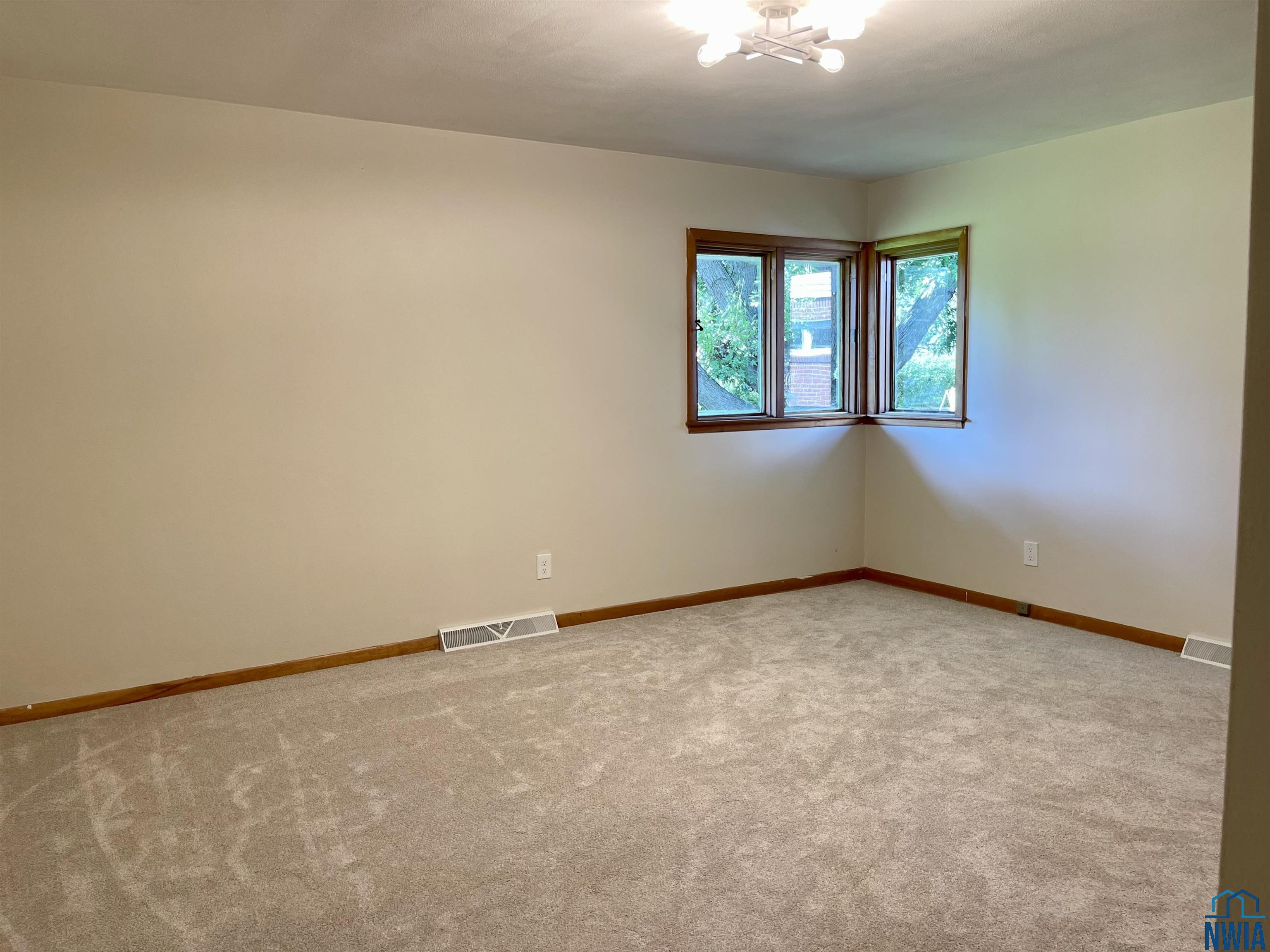 MLS #829785