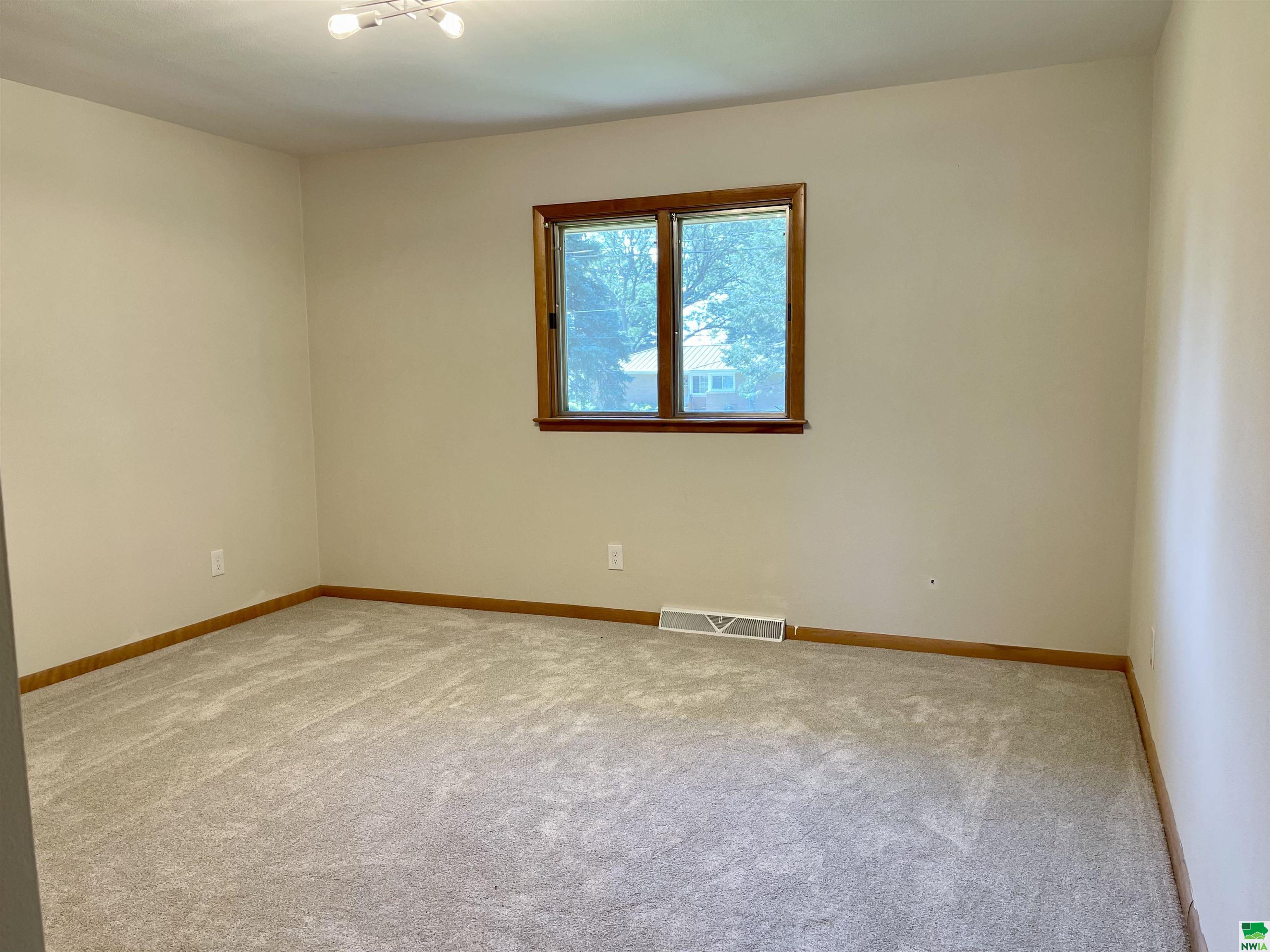 MLS #829785