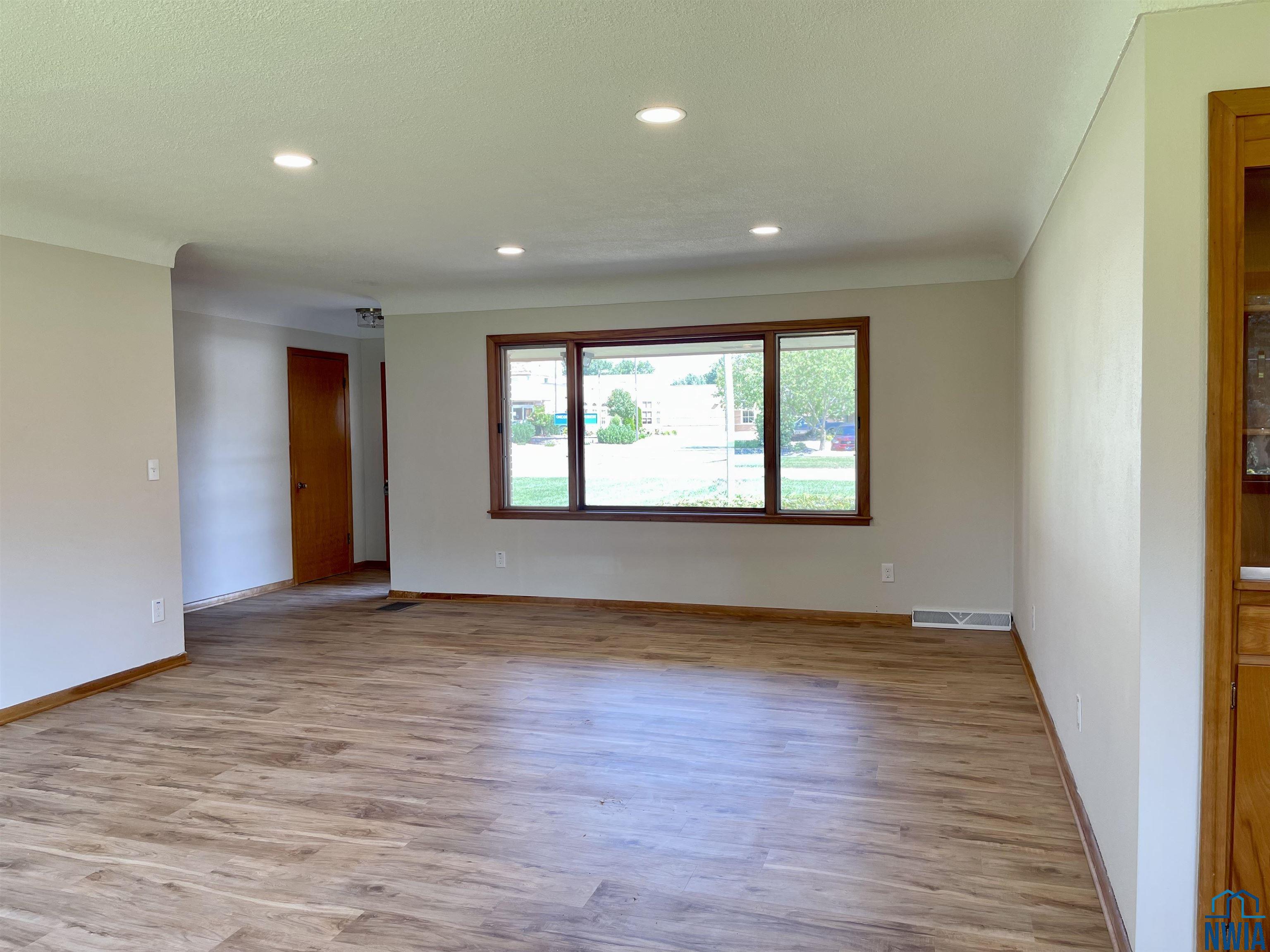 MLS #829785