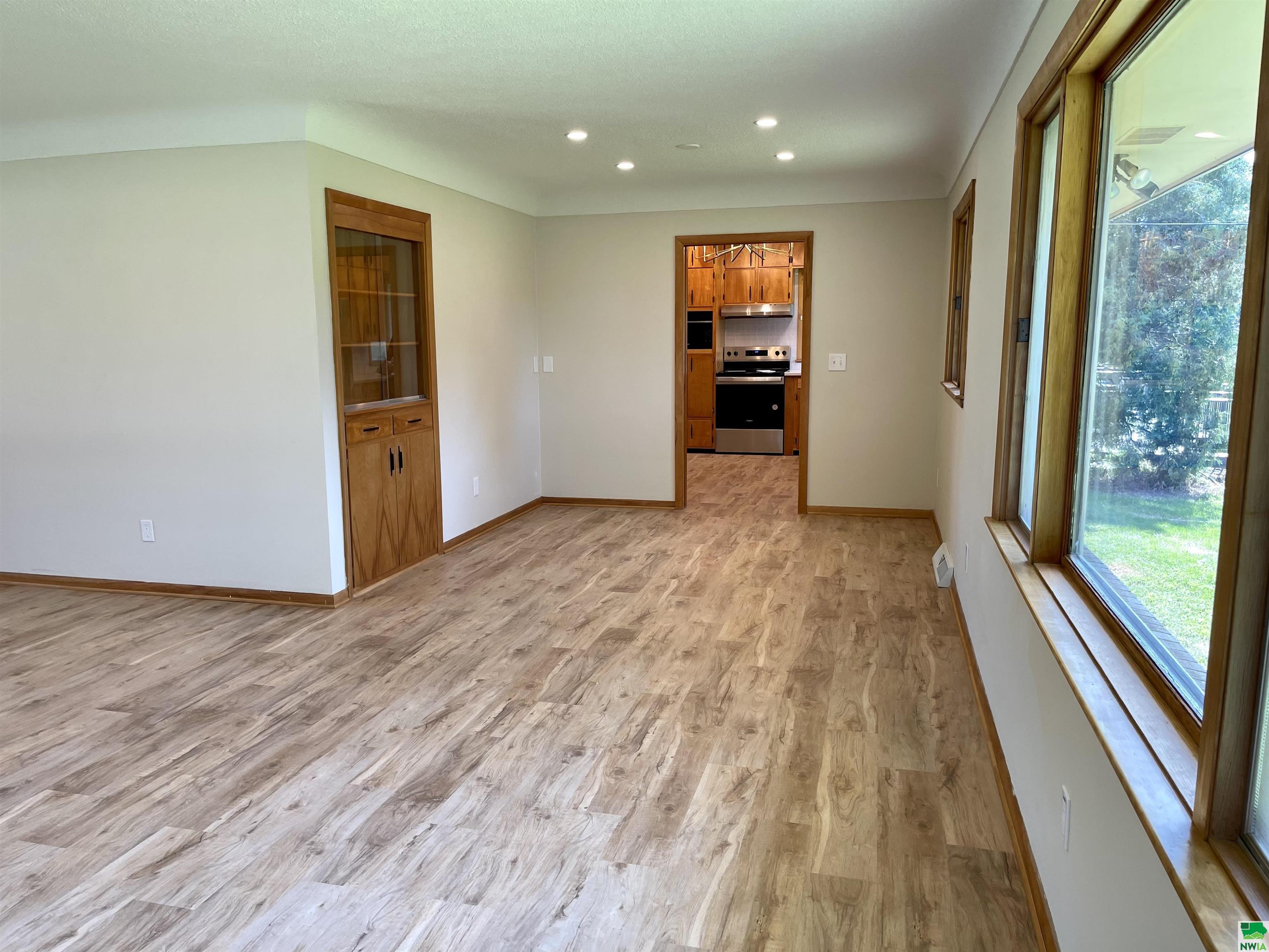 MLS #829785