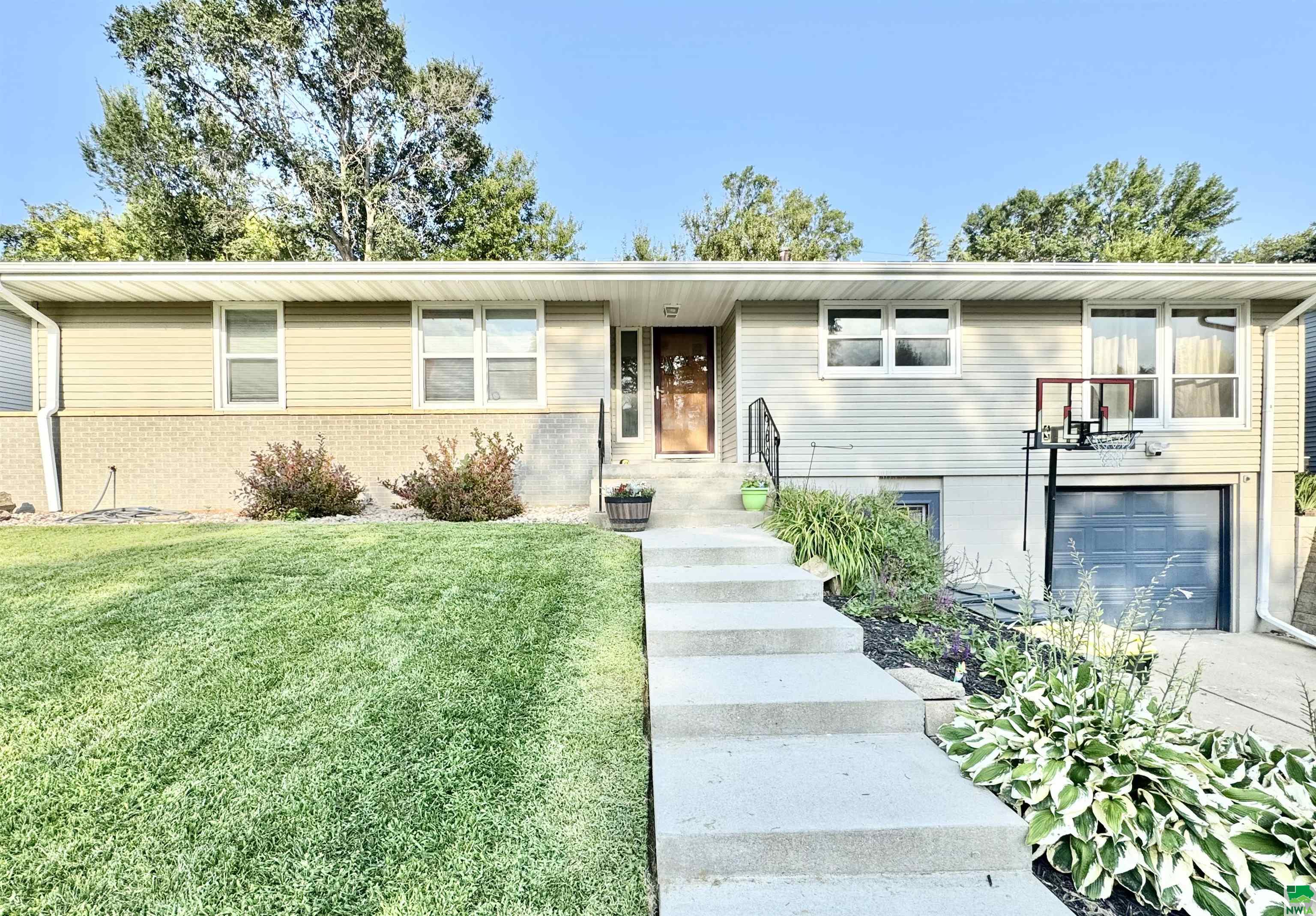 2616 Willow St., Sioux City, IA 51106 