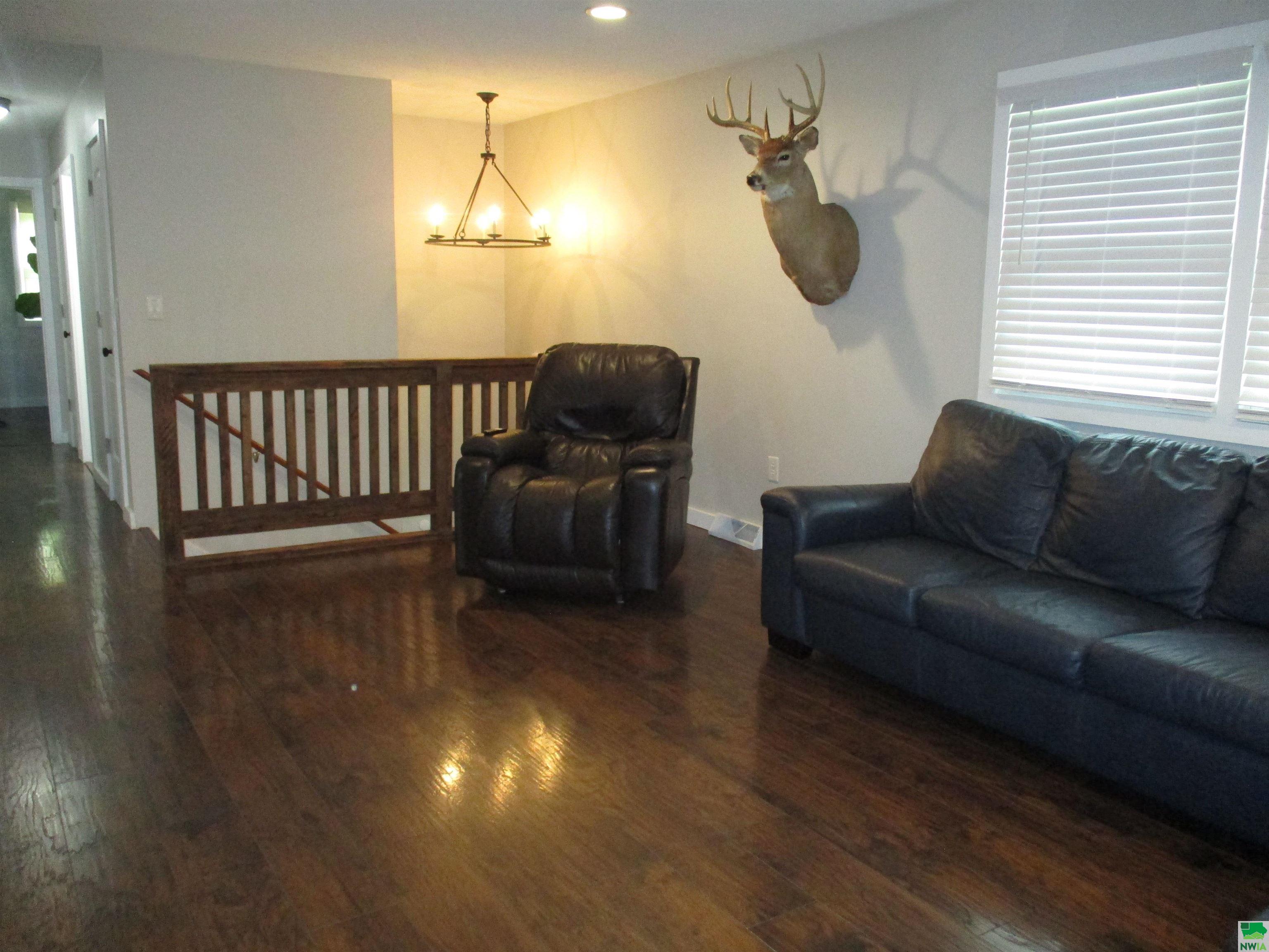 MLS #829807