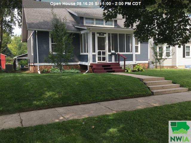 19 Yale S, Vermillion, SD 57069- 
