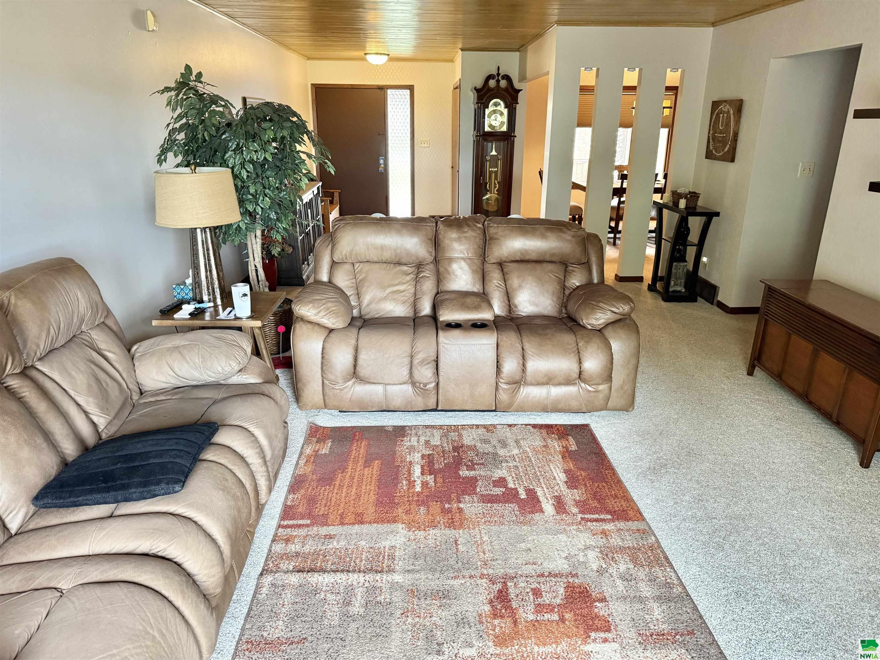 MLS #829815