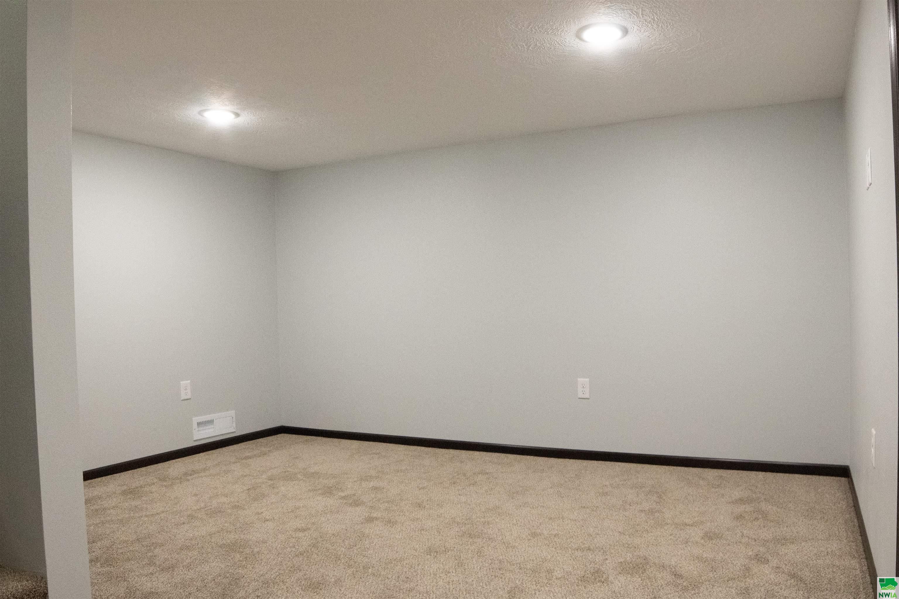 MLS #829819