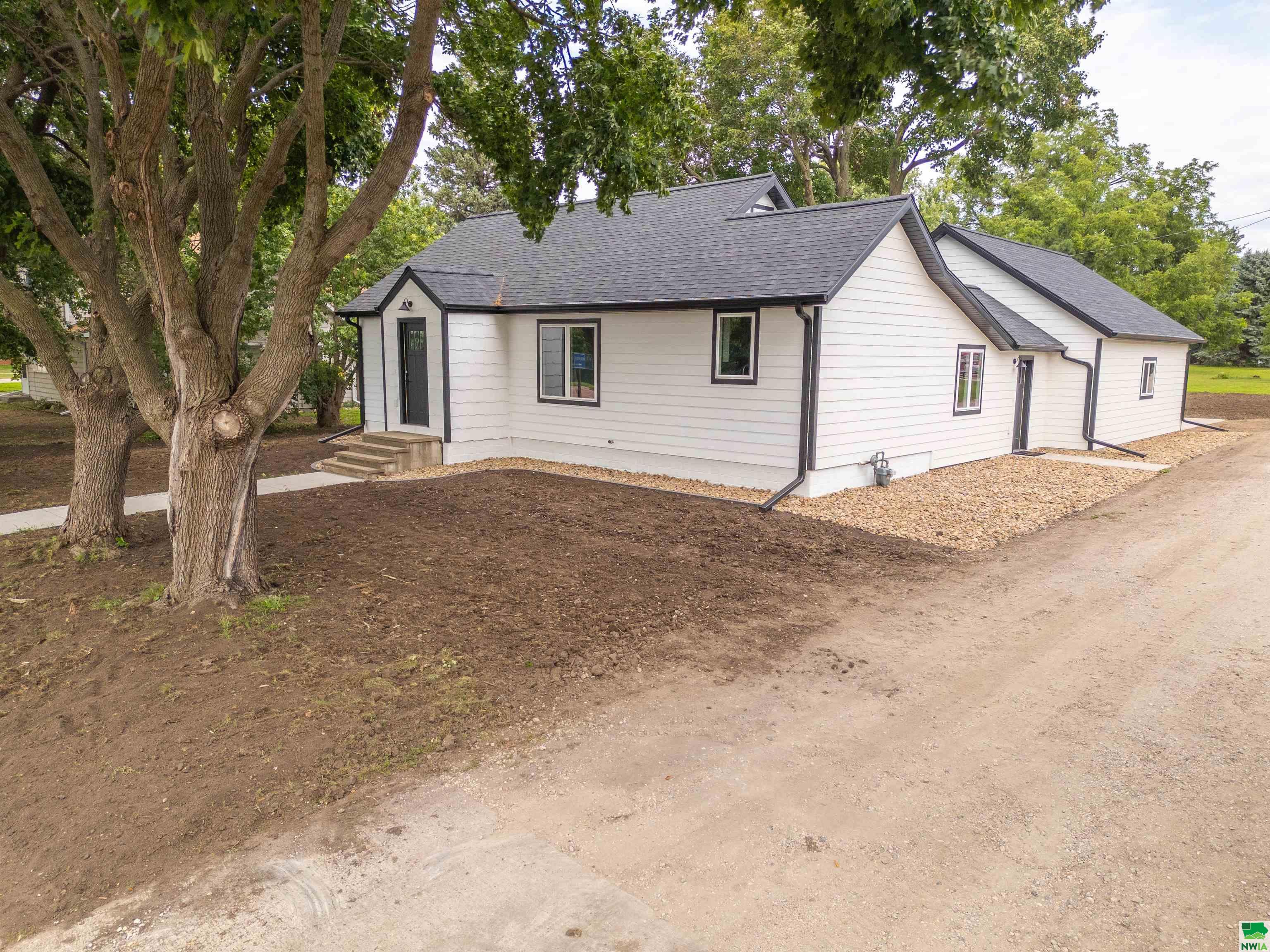 MLS #829819