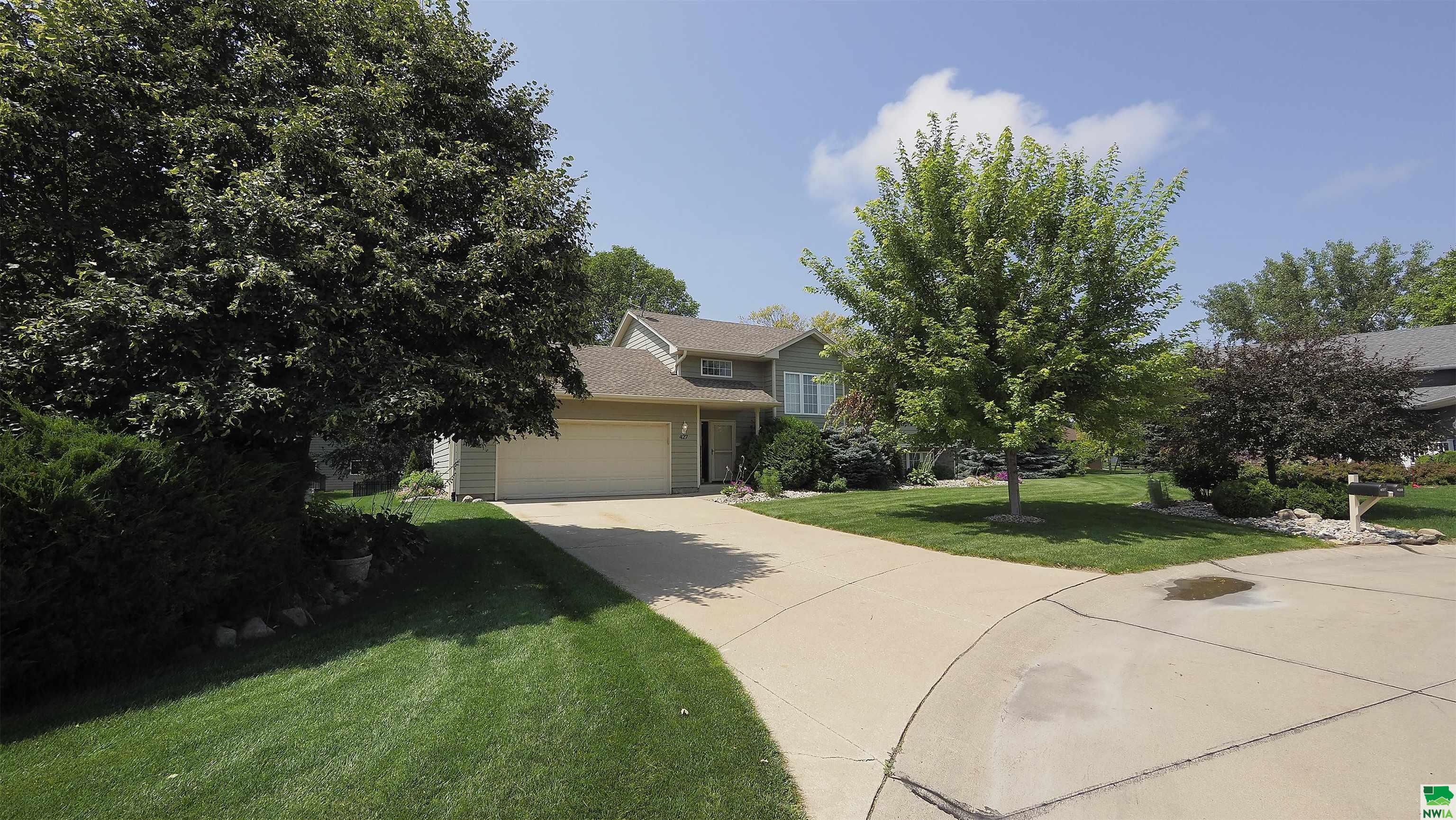 427 Eagle Circle, Dakota Dunes, SD 57049 