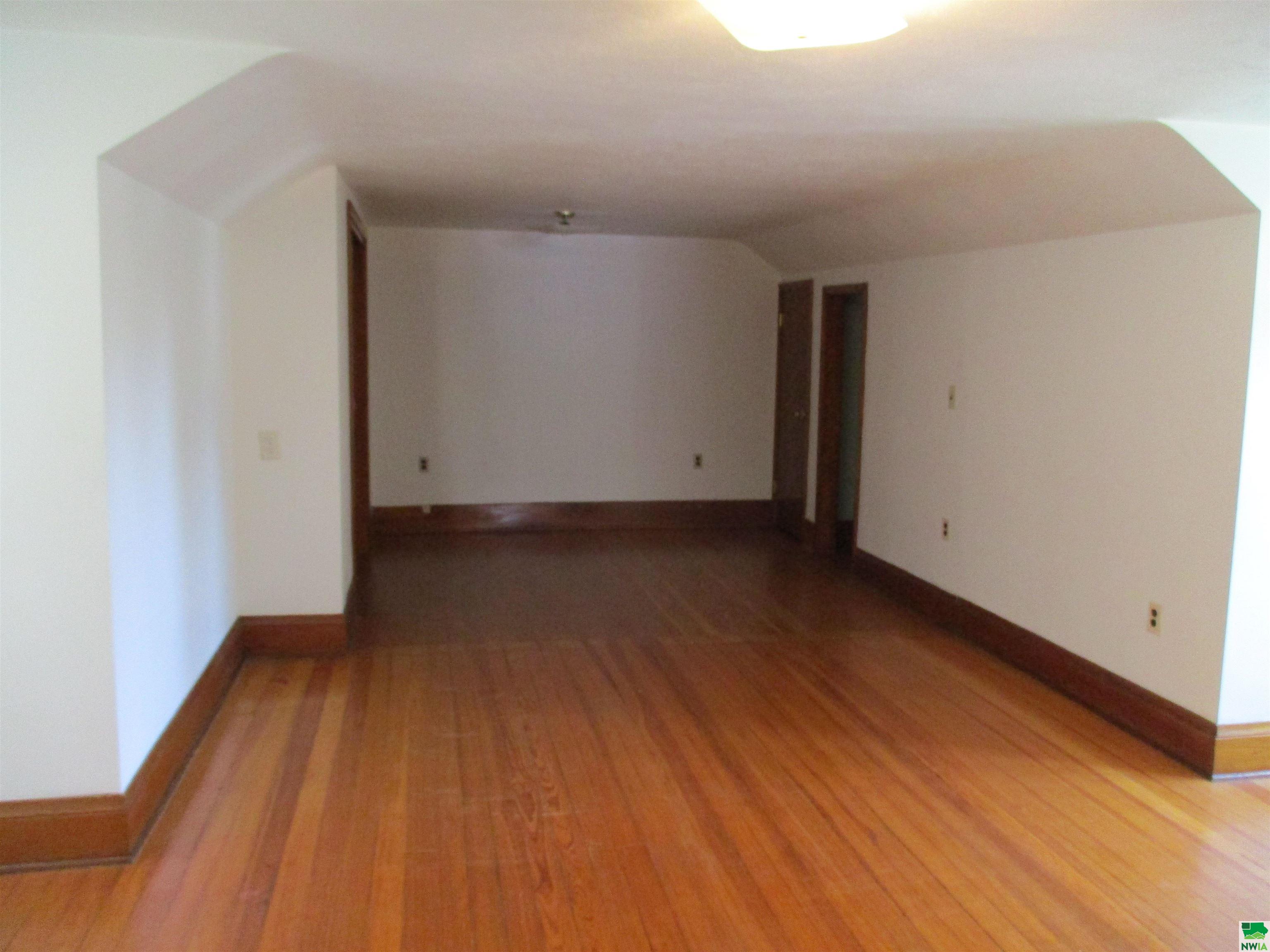 MLS #829825