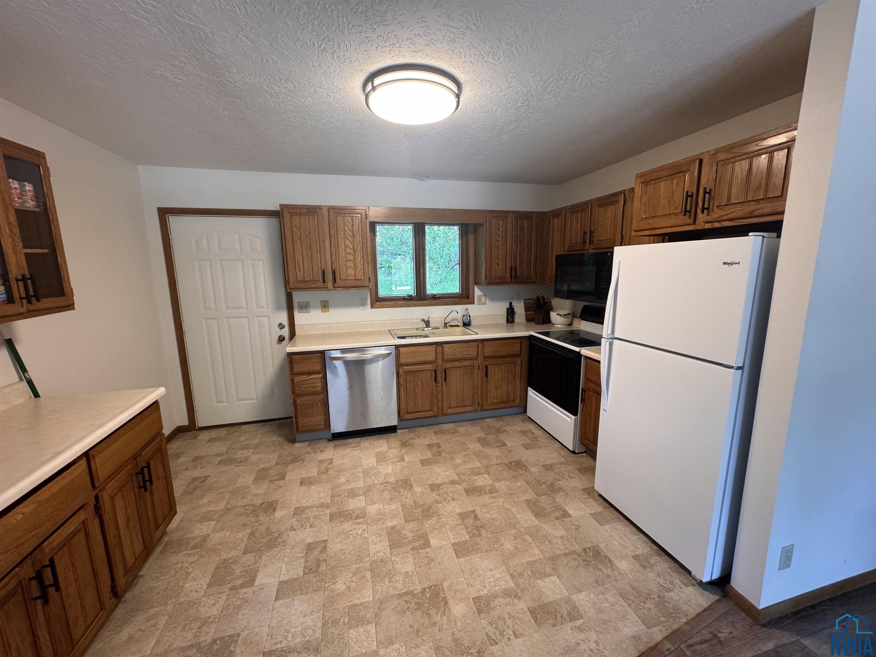 MLS #829837