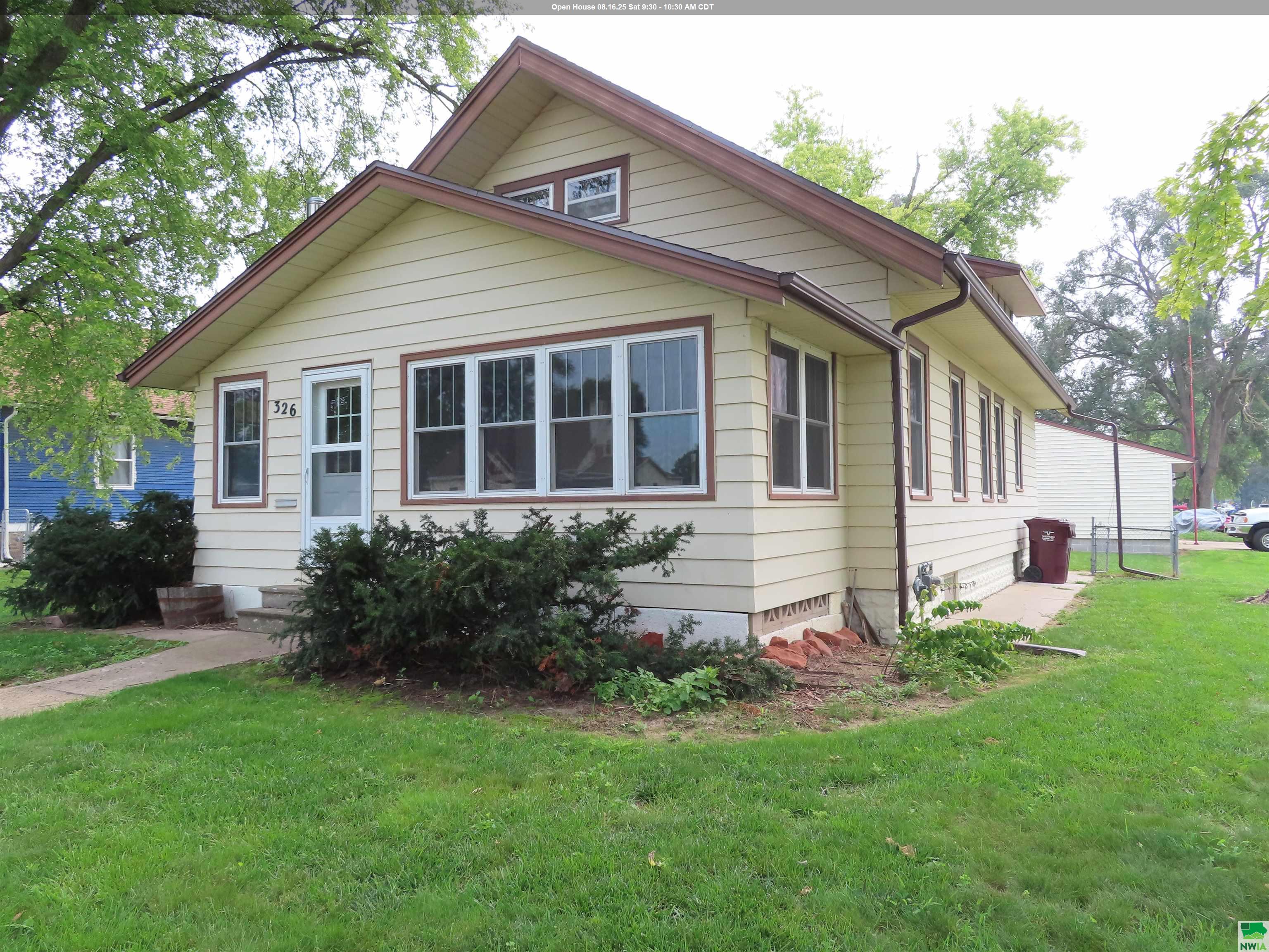 326 17th W, South Sioux City, NE 68776 