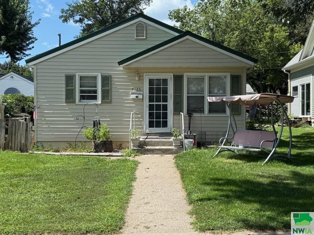4135 MADISON ST, Sioux City, IA 51108 