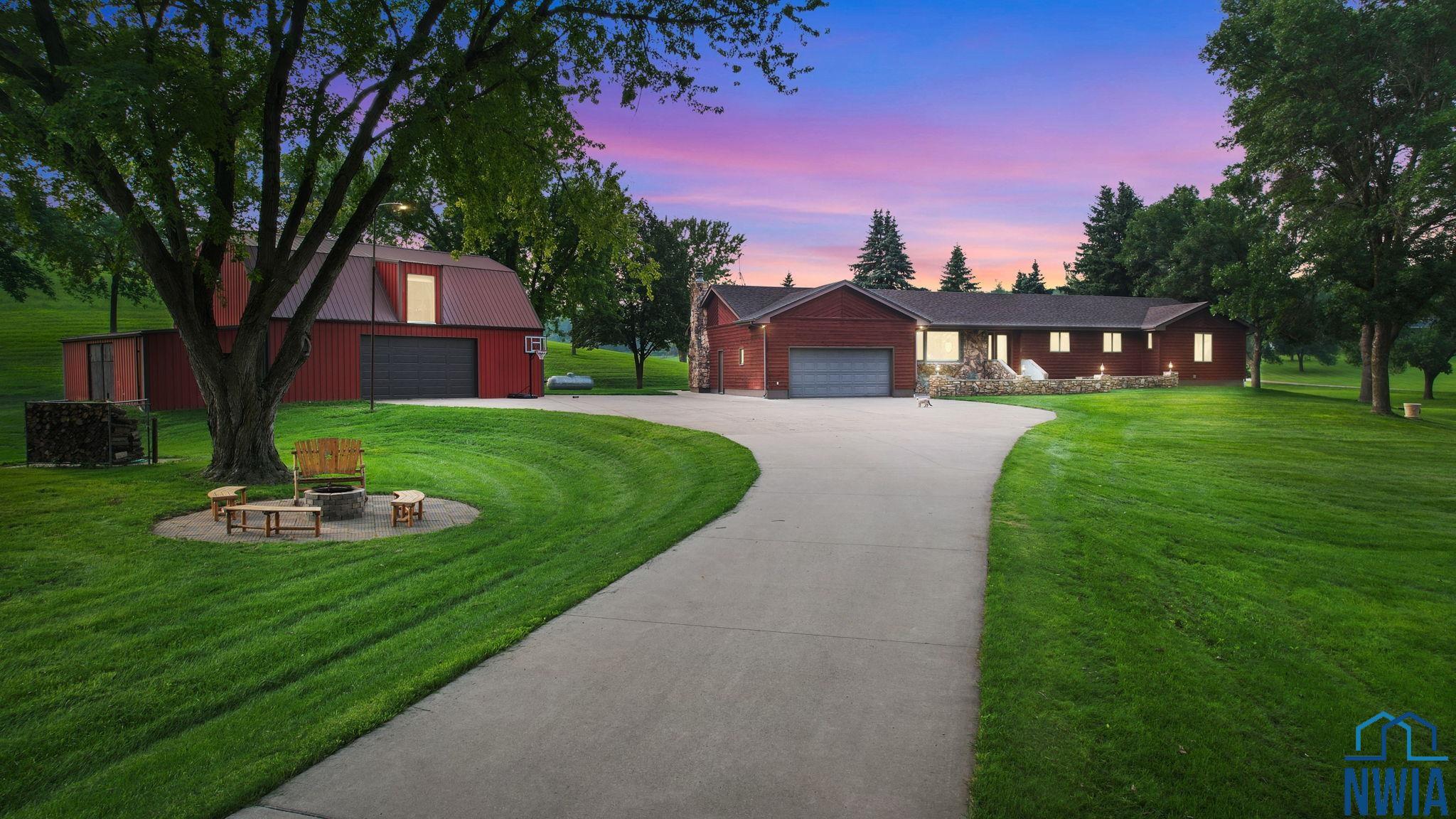 31847 West Loop Road, Sioux City, IA 51108 