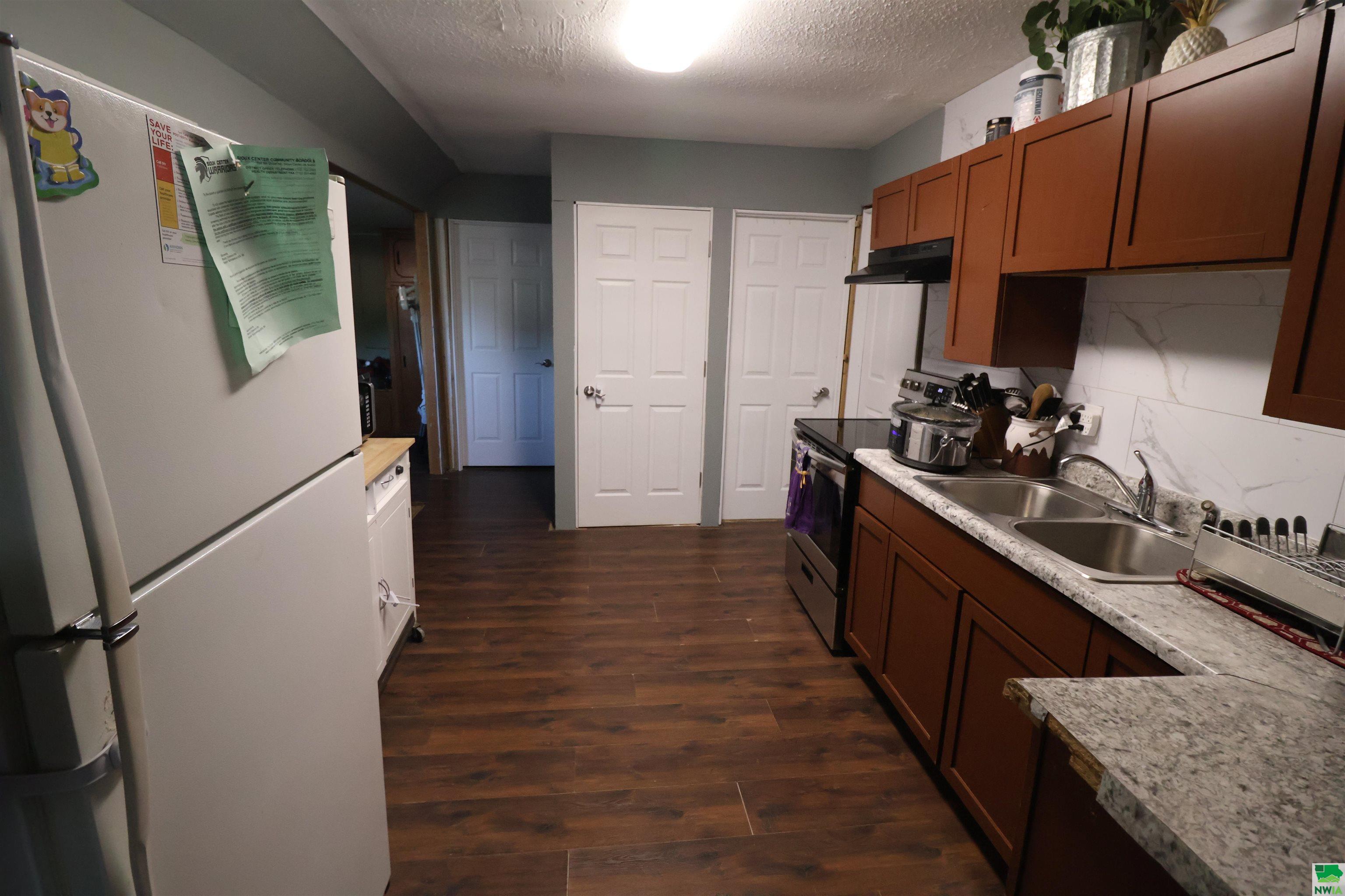 MLS #829894