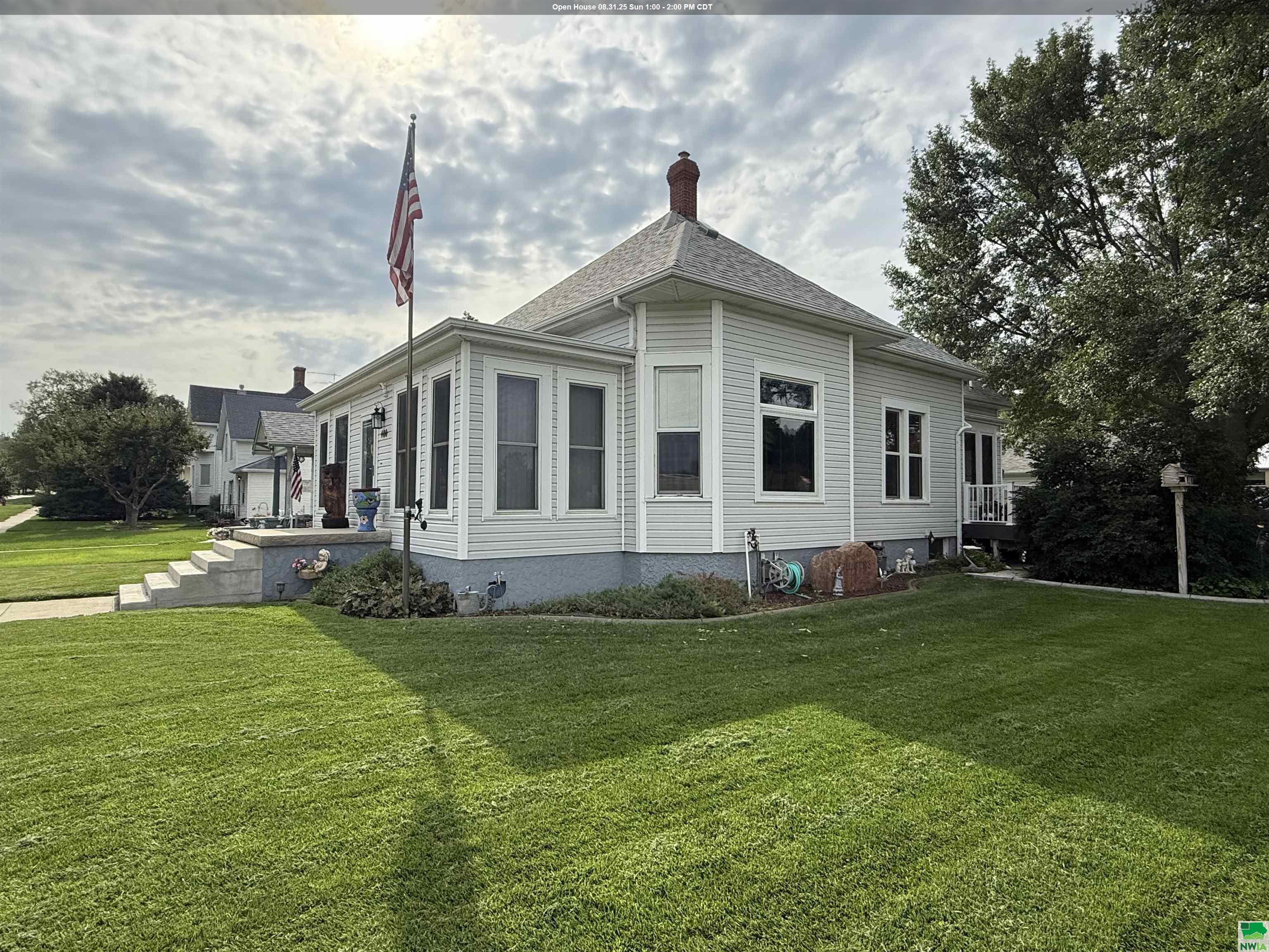 400 Reed St., Akron, IA 51001 