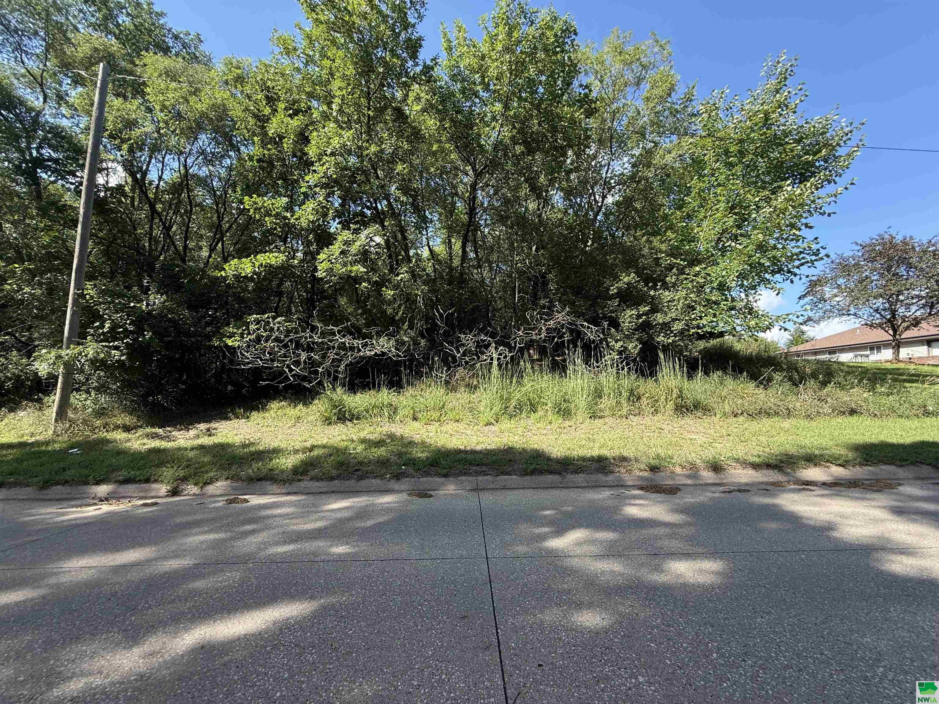 3011 7TH ST, Sioux City, IA 51105 