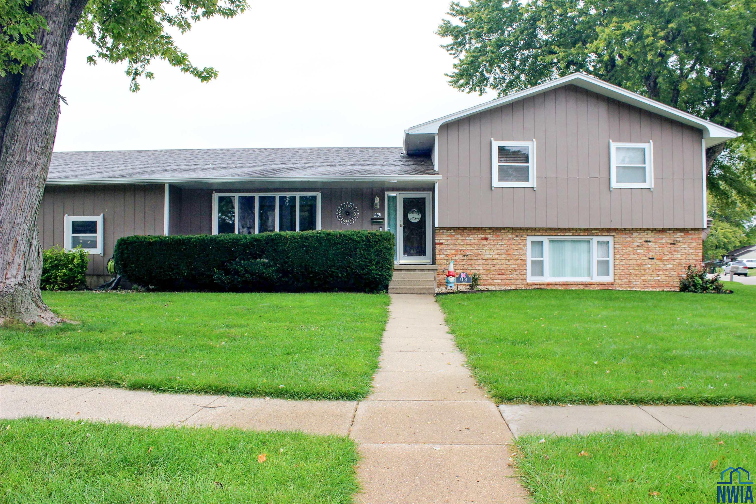 2101 F Street, South Sioux City, NE 68776 