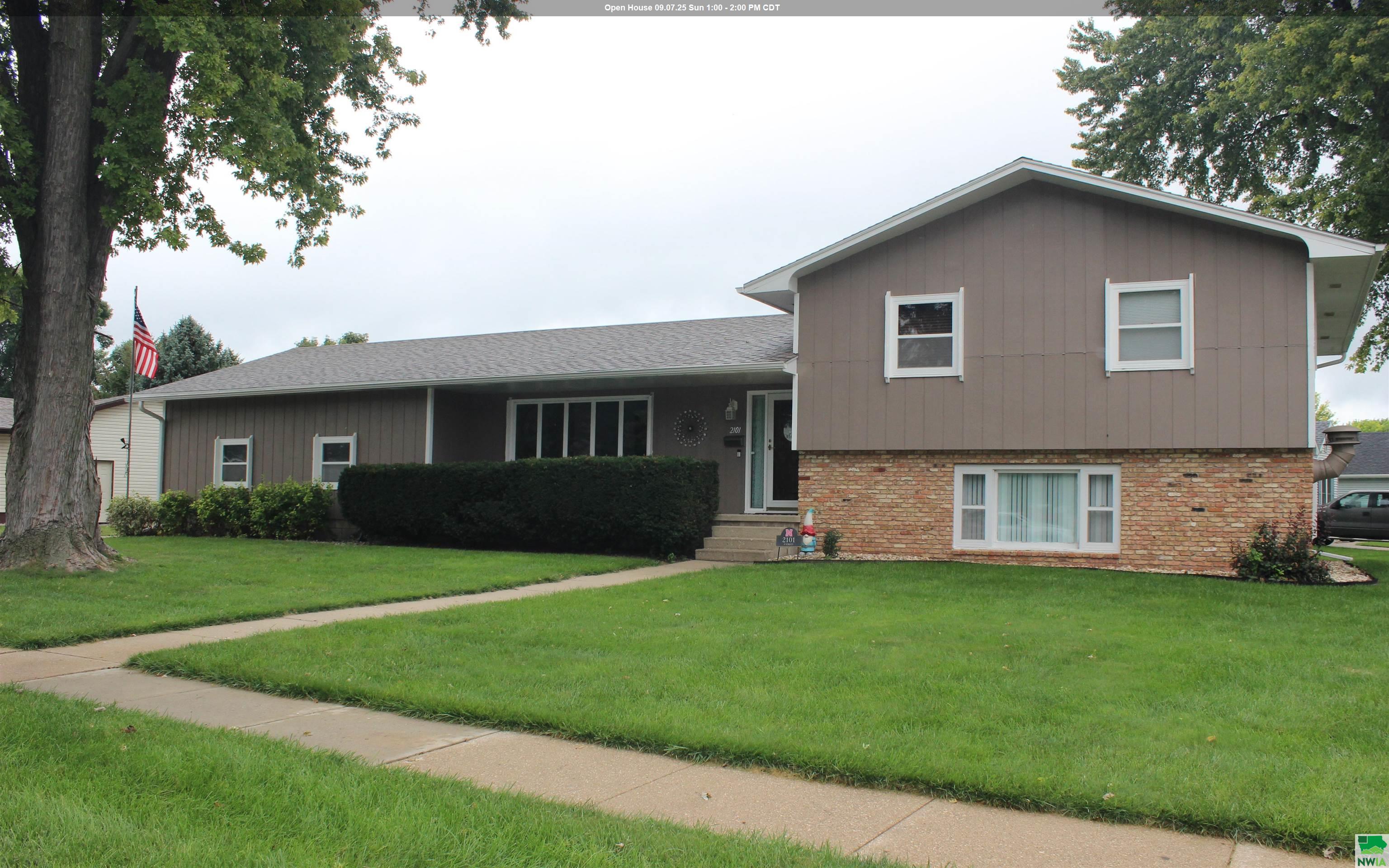 2101 F Street, South Sioux City, NE 68776 