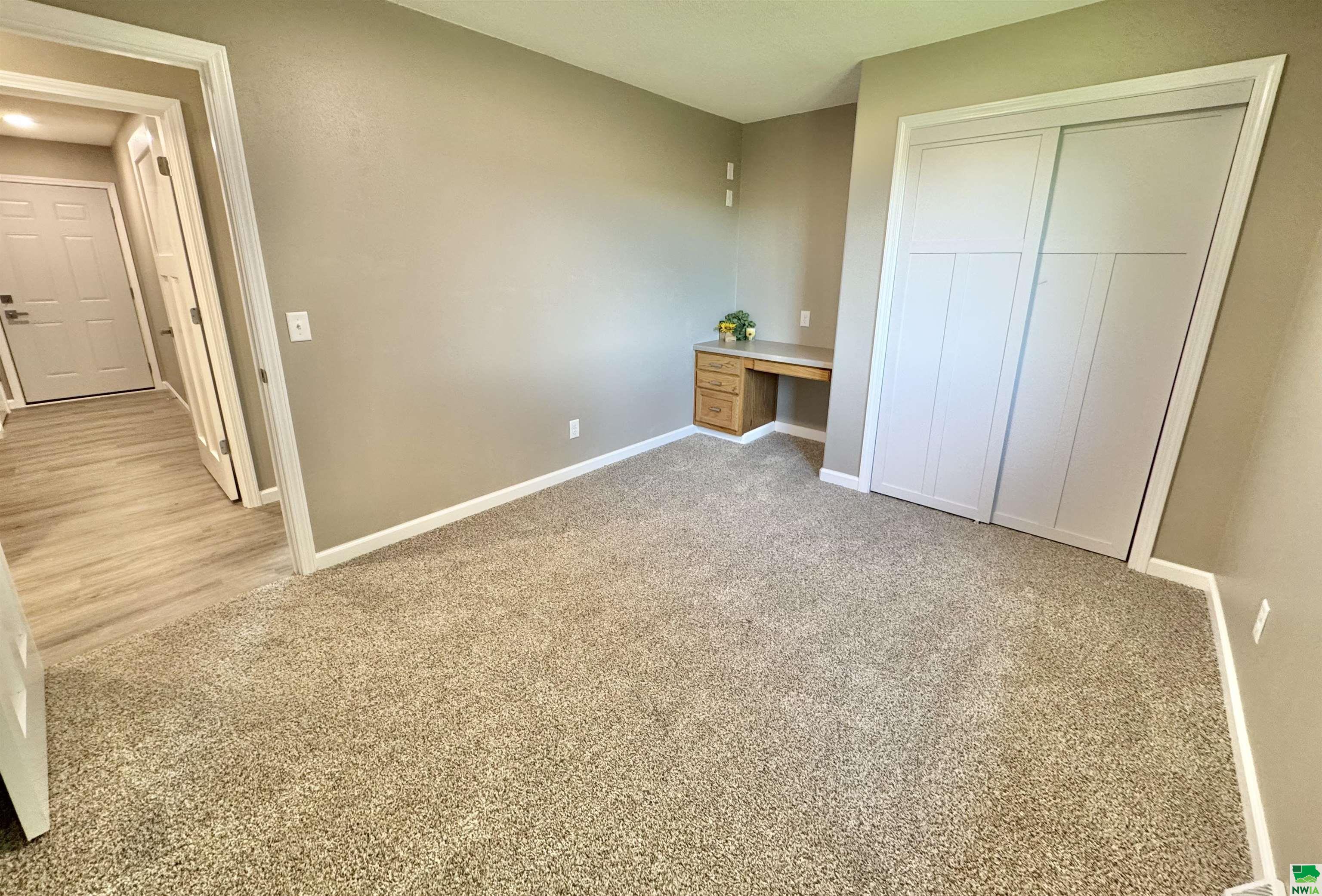 MLS #829933